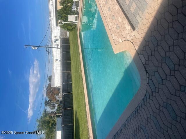 2571 NE Vernon Drive NE