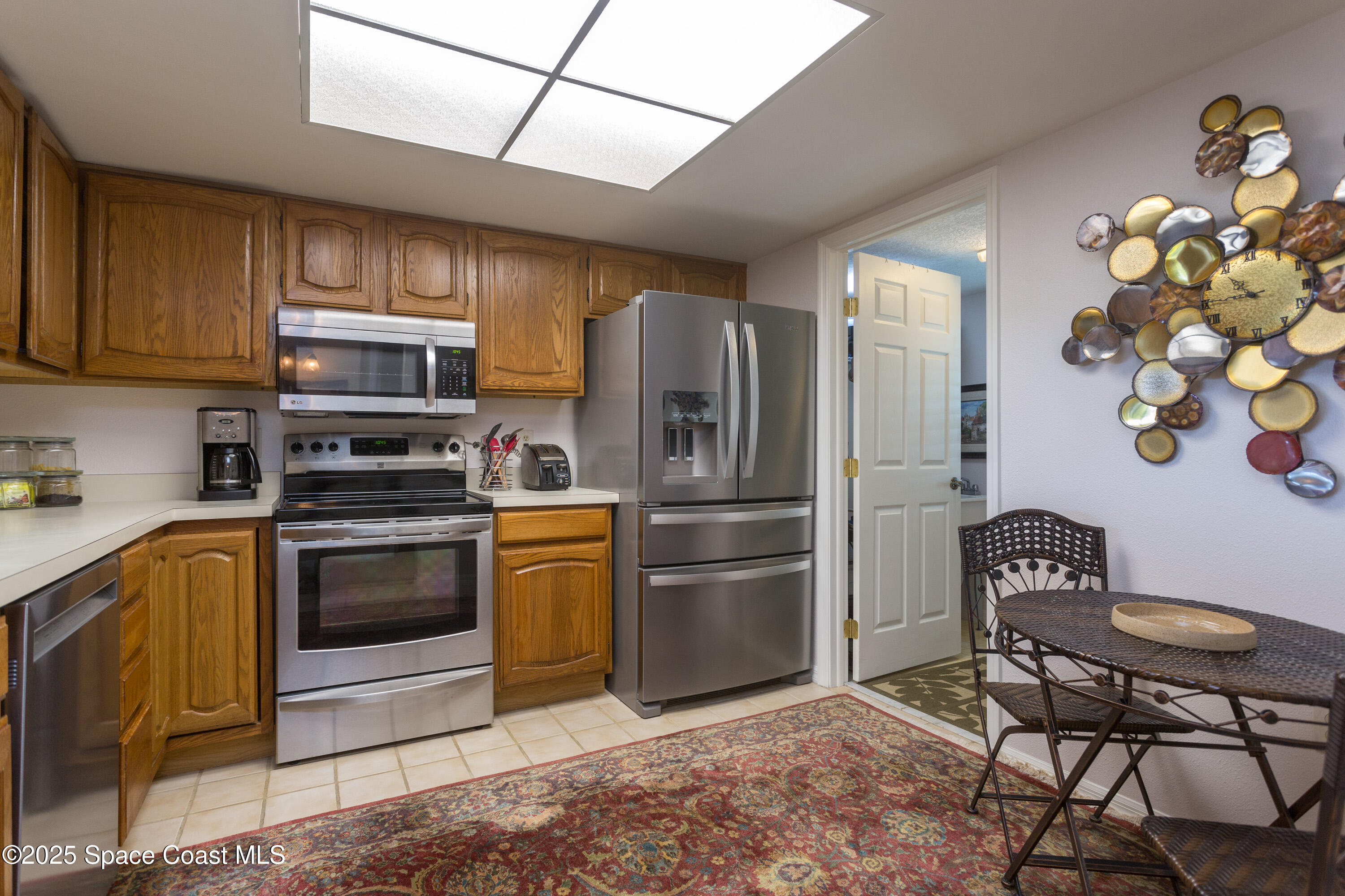 580 S Brevard Avenue 825
