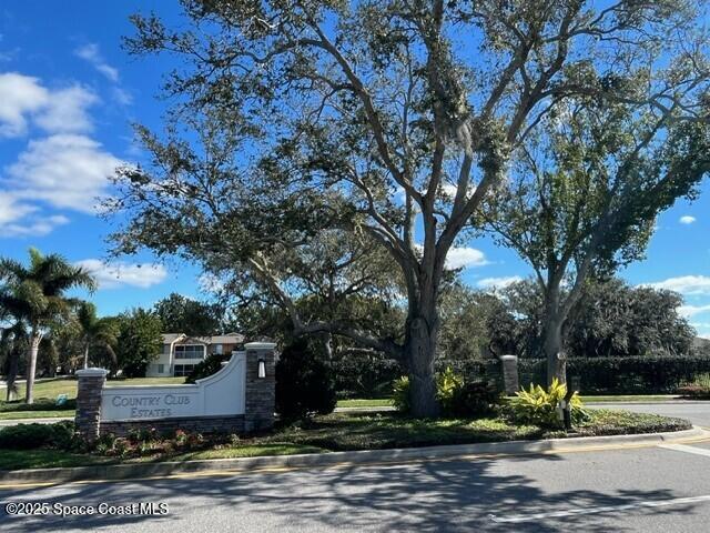 1273 Killian Drive NE