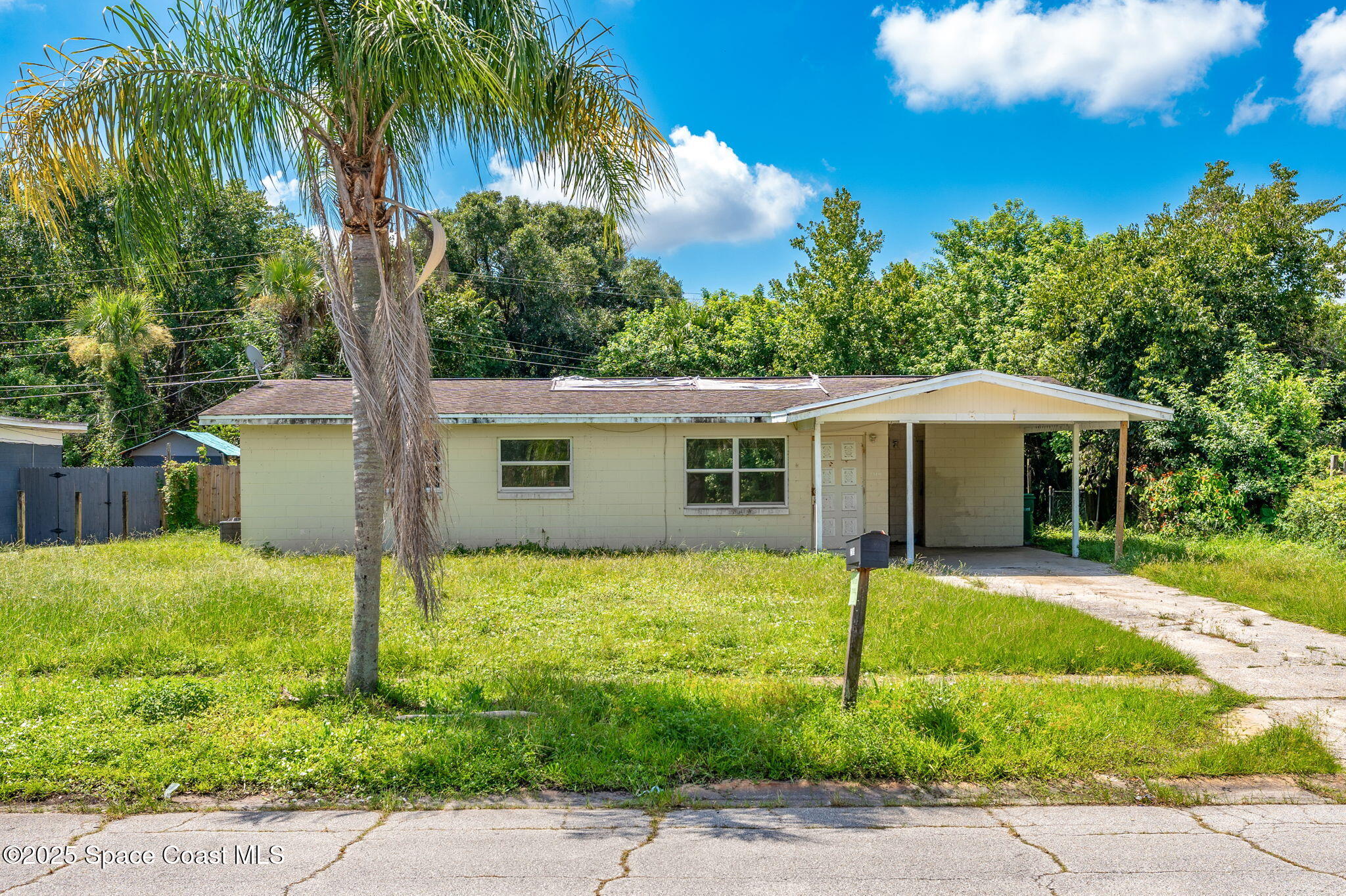 2519 Stratford Drive