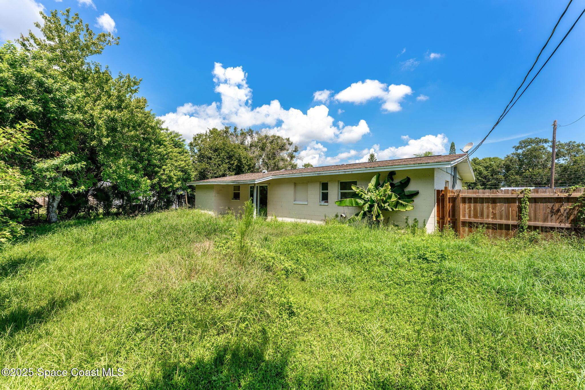 2519 Stratford Drive