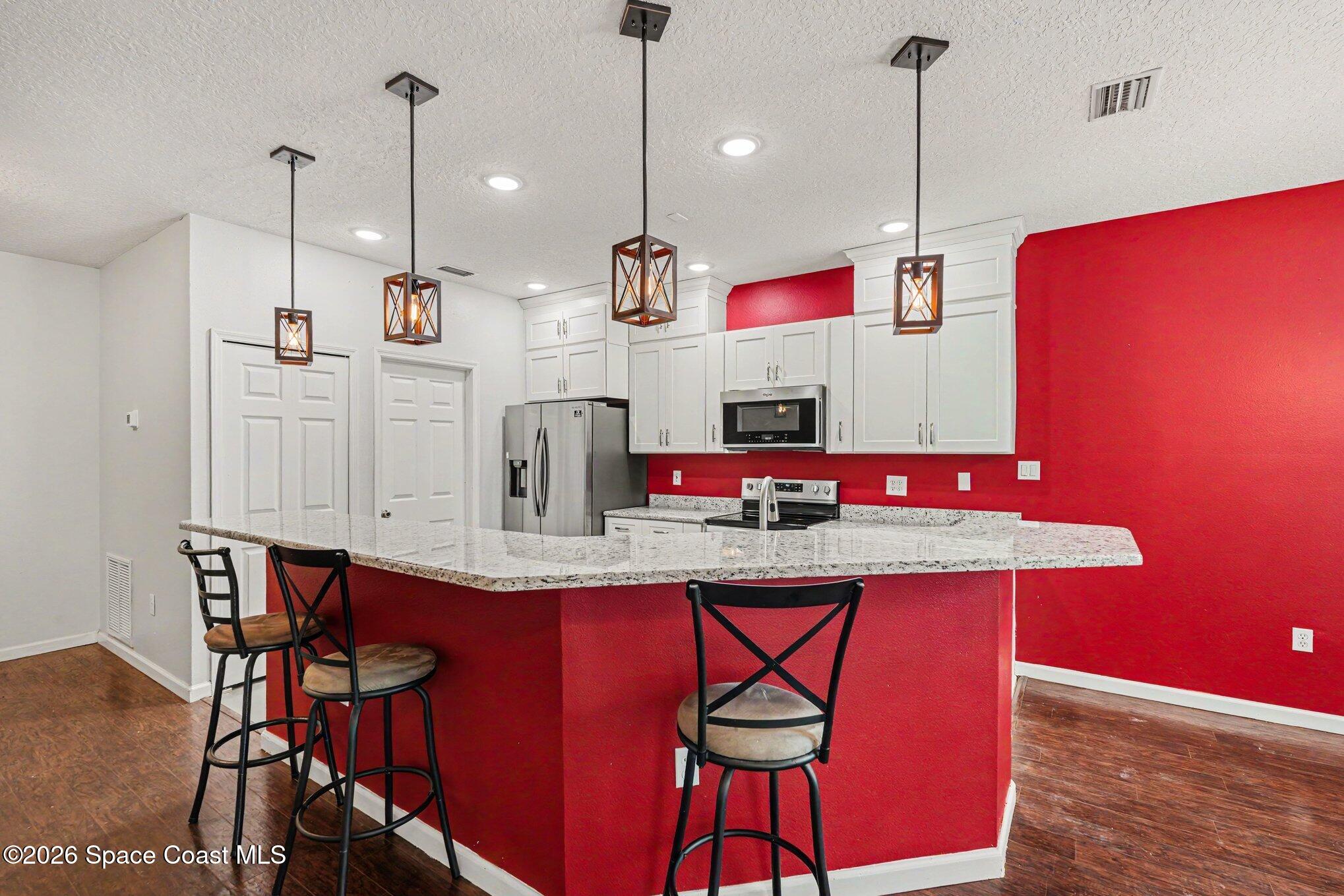 802 Marian Court
