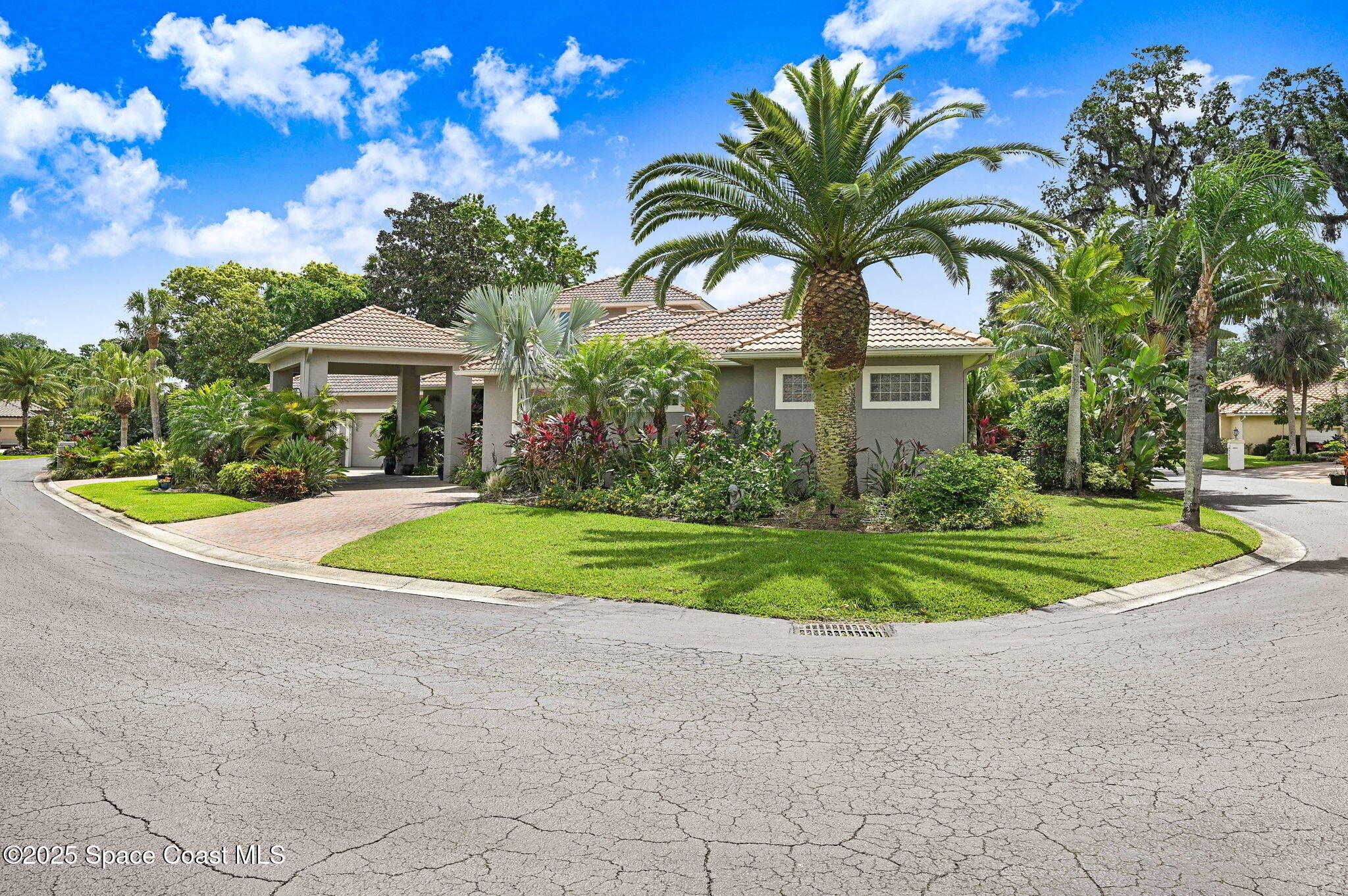787 Florencia Circle