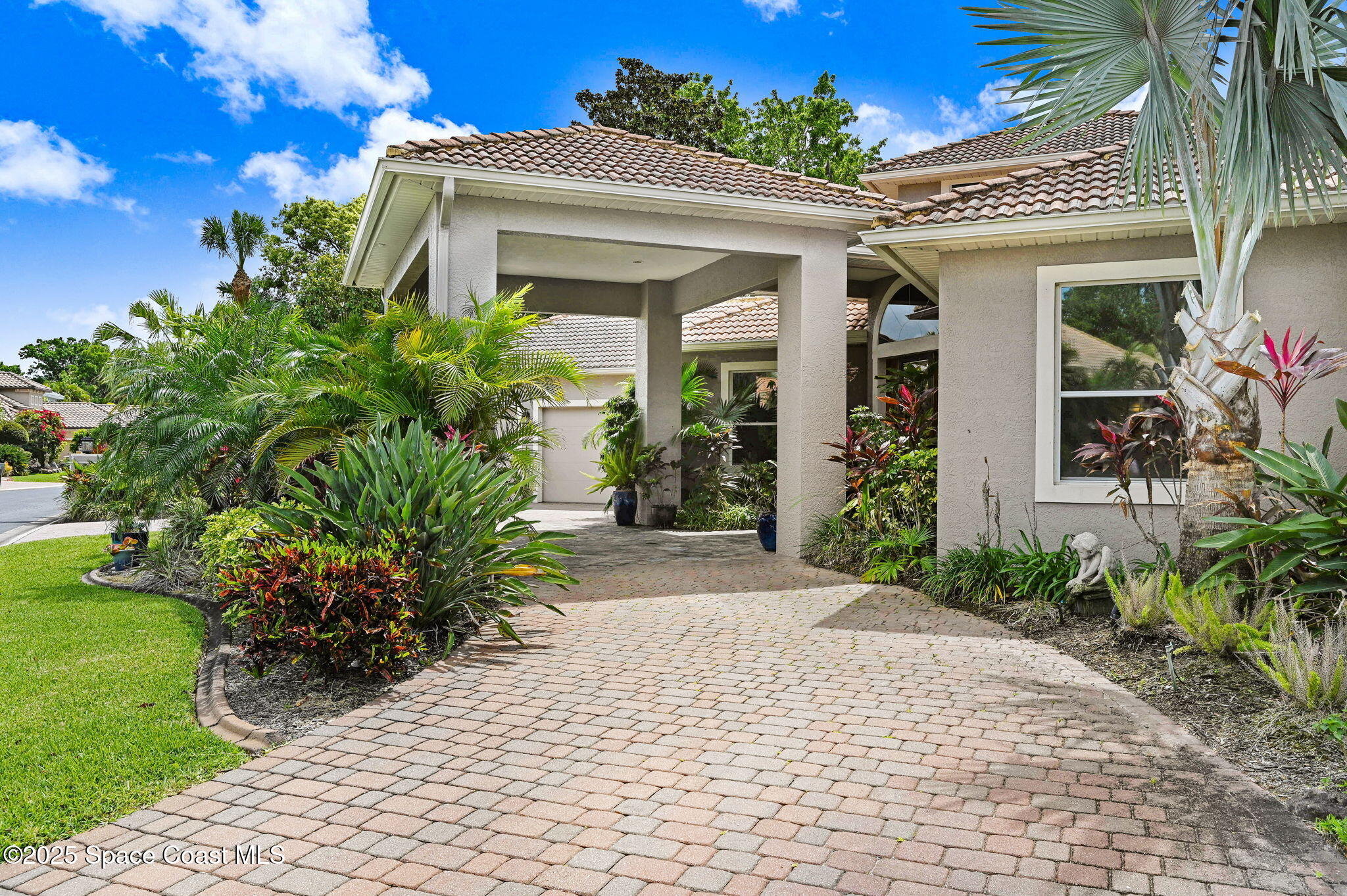 787 Florencia Circle