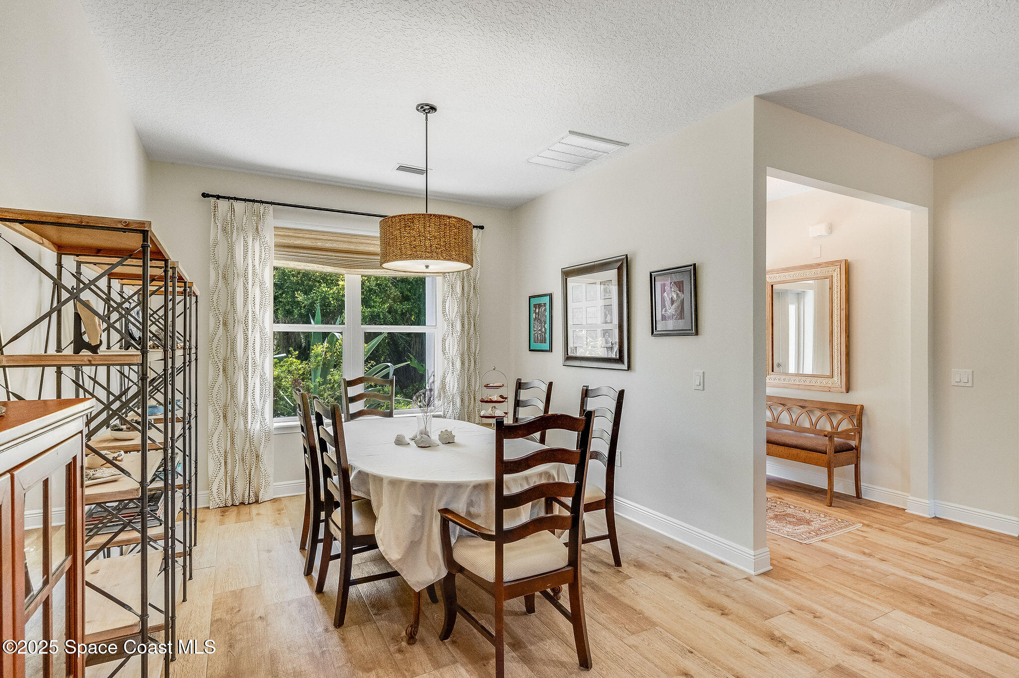 7170 Briar Oak Drive