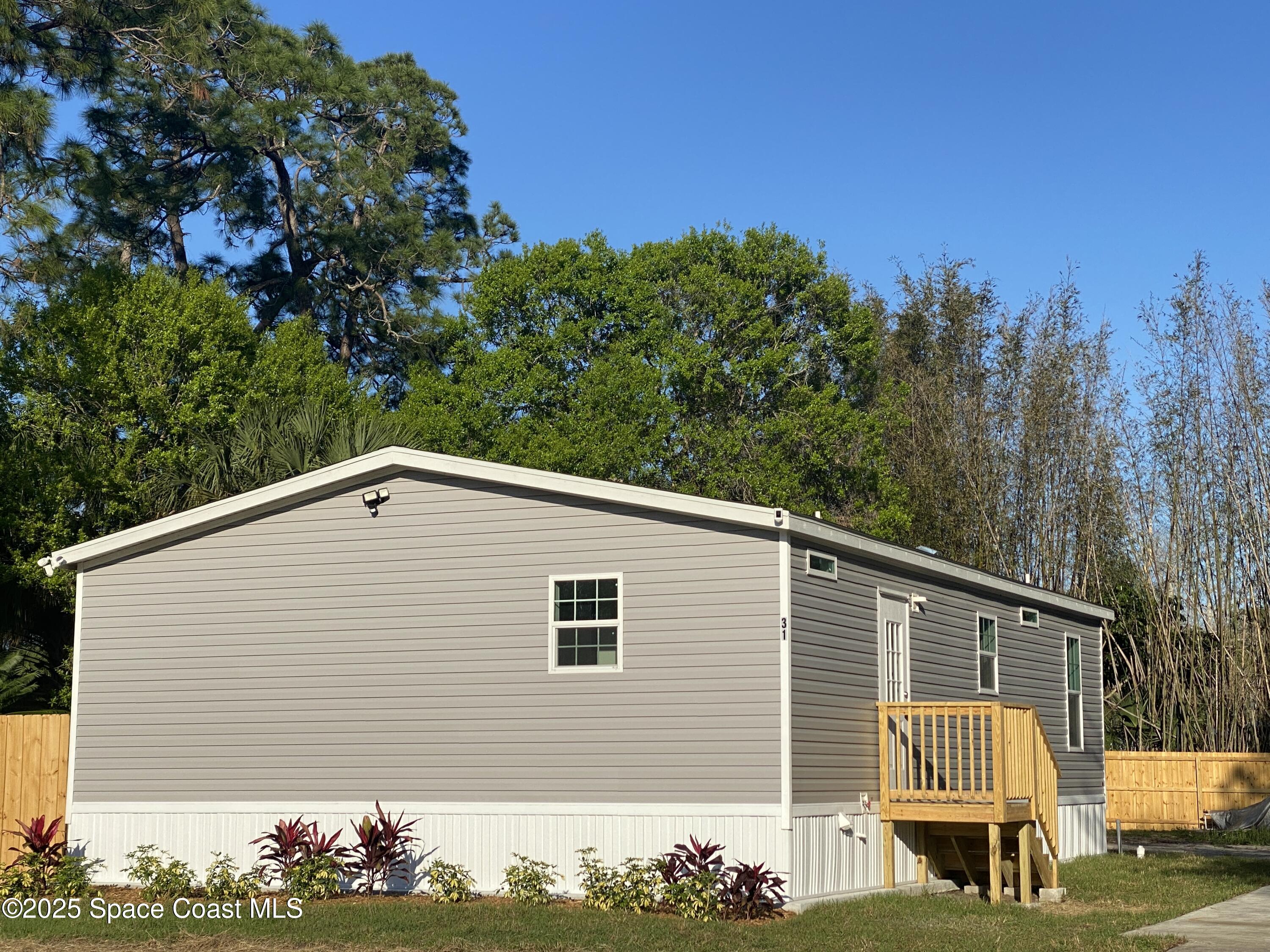 31 Annette Drive