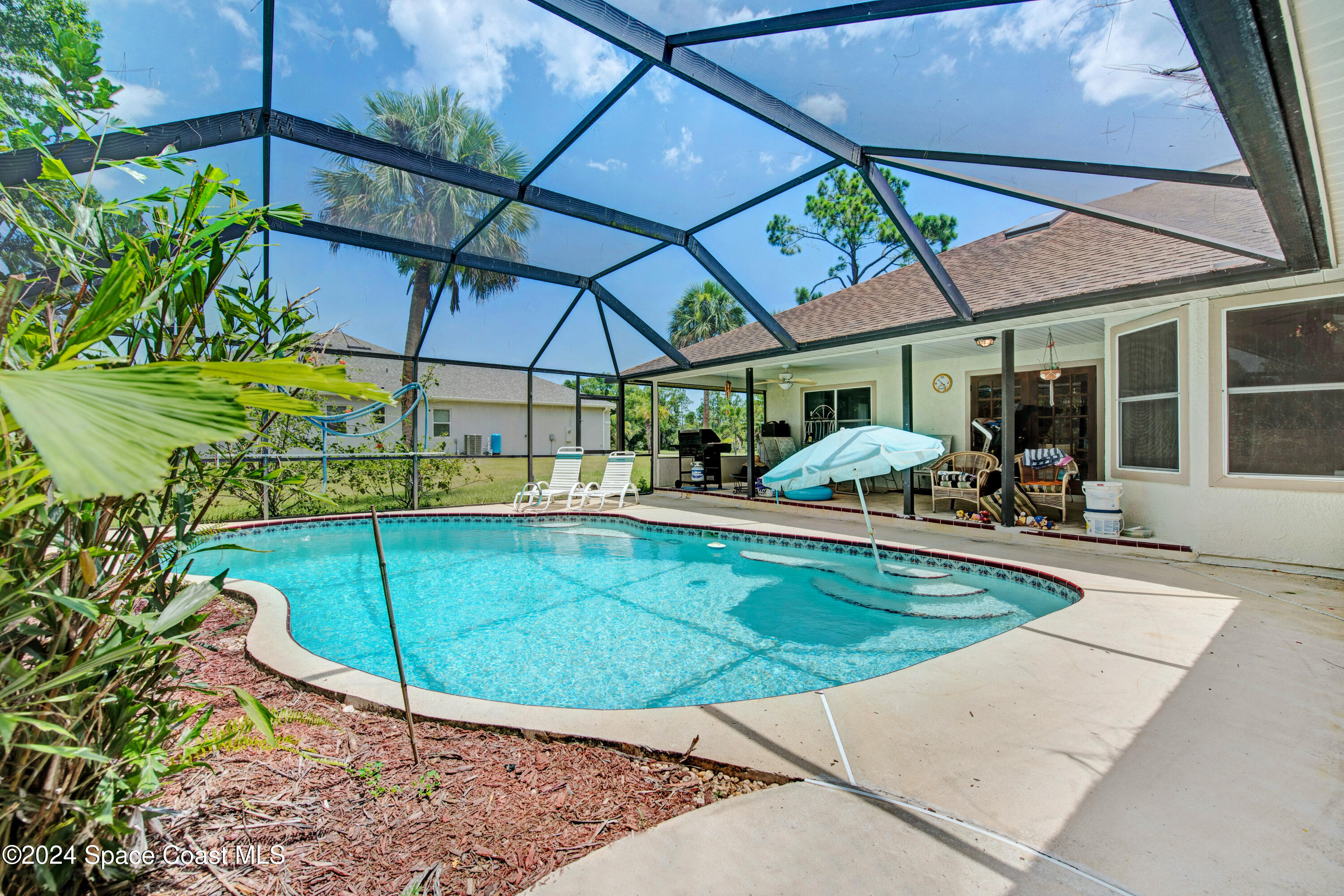 2470 Hunter Lane