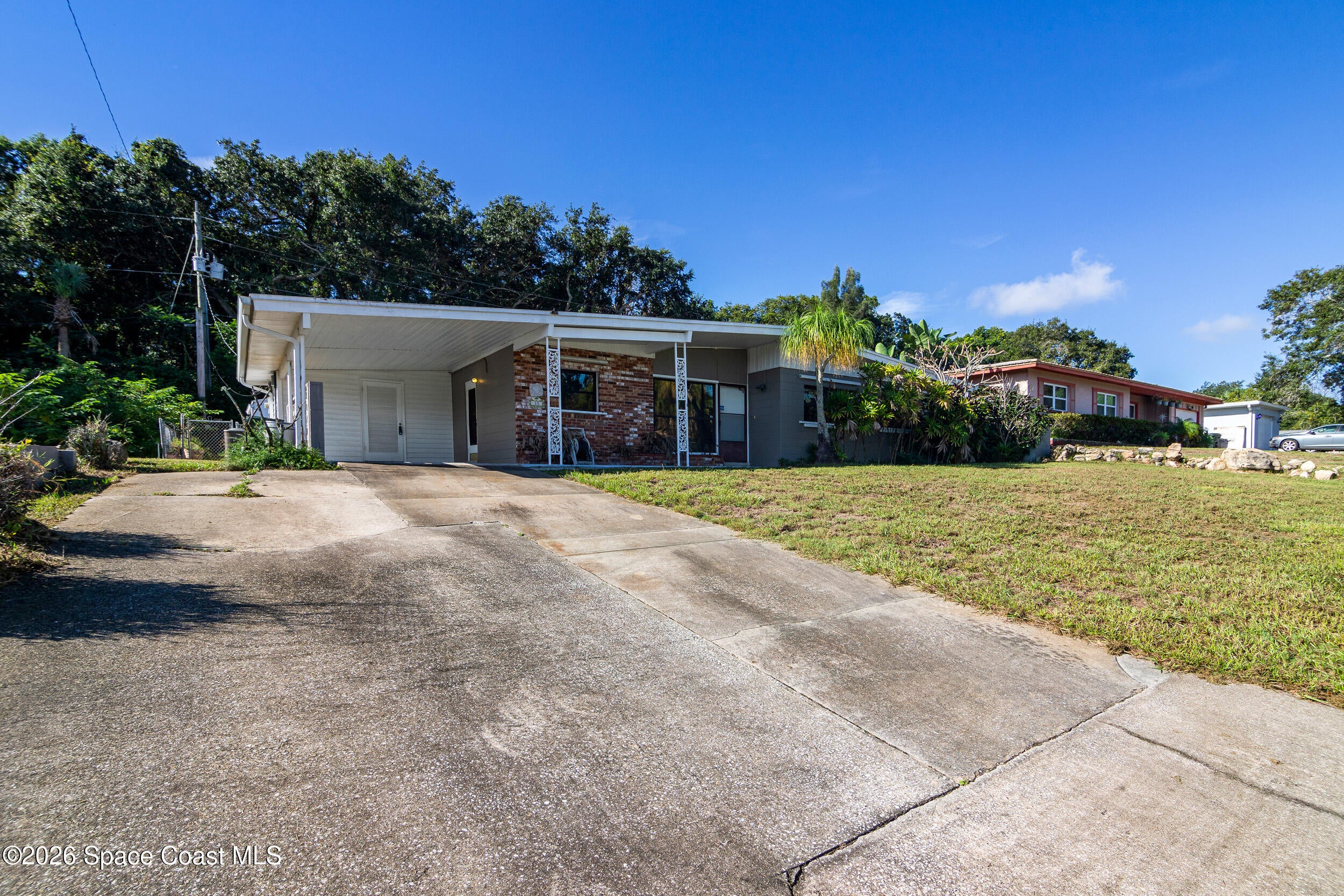 15 Knollwood Drive