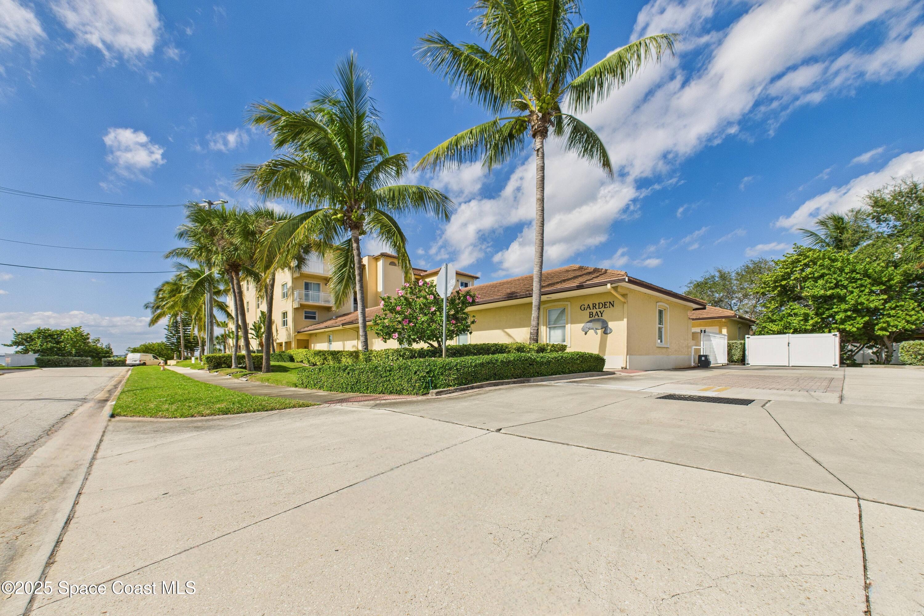 191 Seminole Lane 203