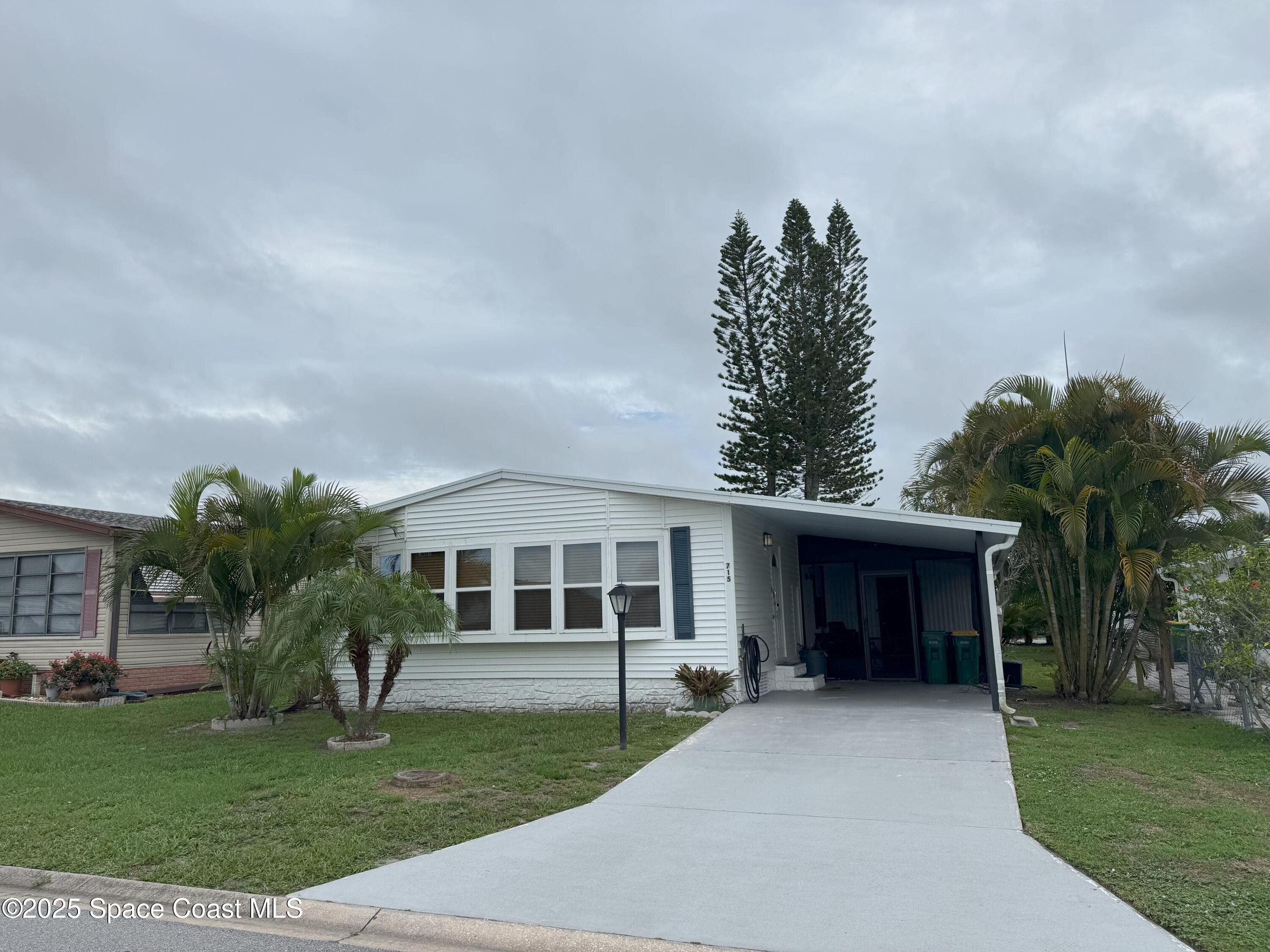 715 Bougainvillea Circle