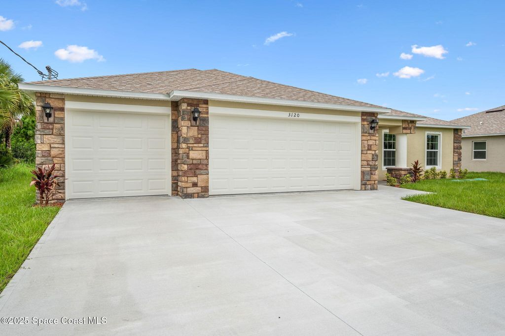 Photo of 3120 Lakeland Avenue, Palm Bay, FL 32908 (MLS # 1057111)