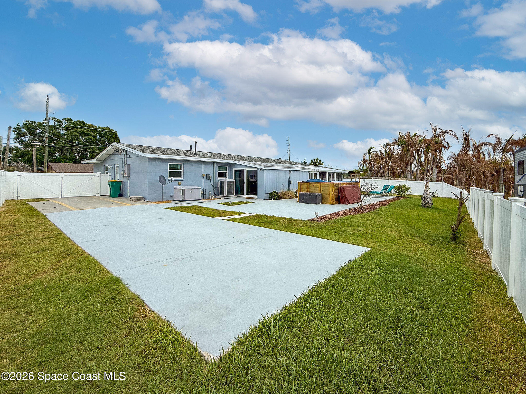 425 Newfound Harbor Drive