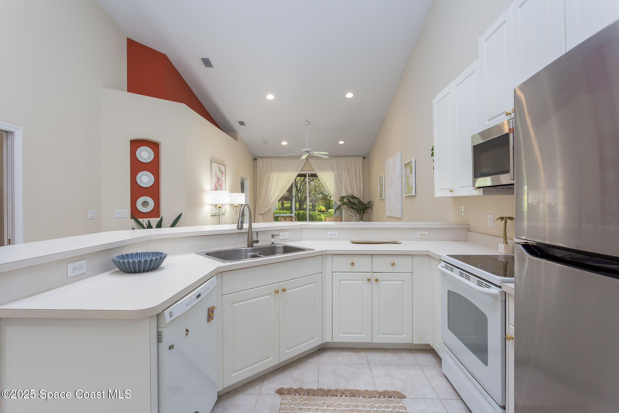 2530 Camberly Circle