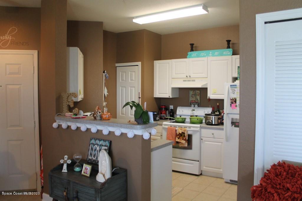 5693 Star Rush Drive 105