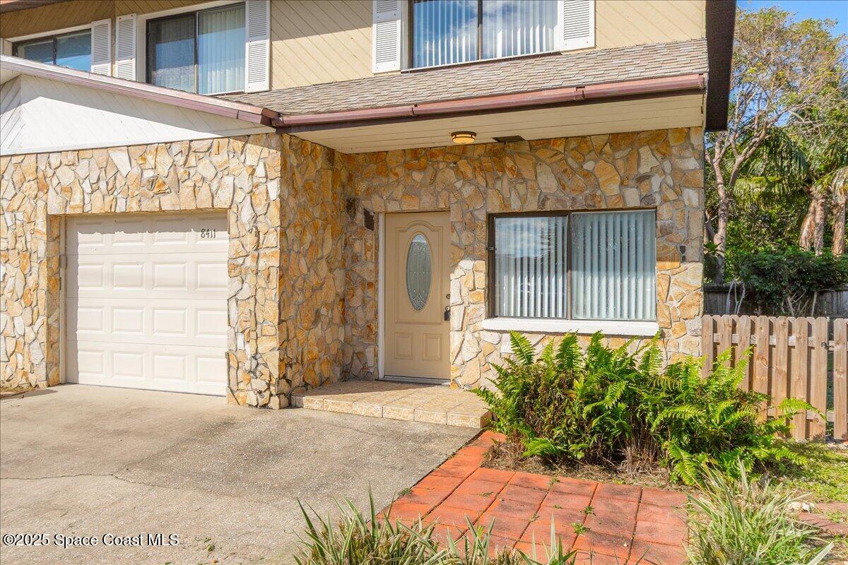 8411 Rosalind Avenue