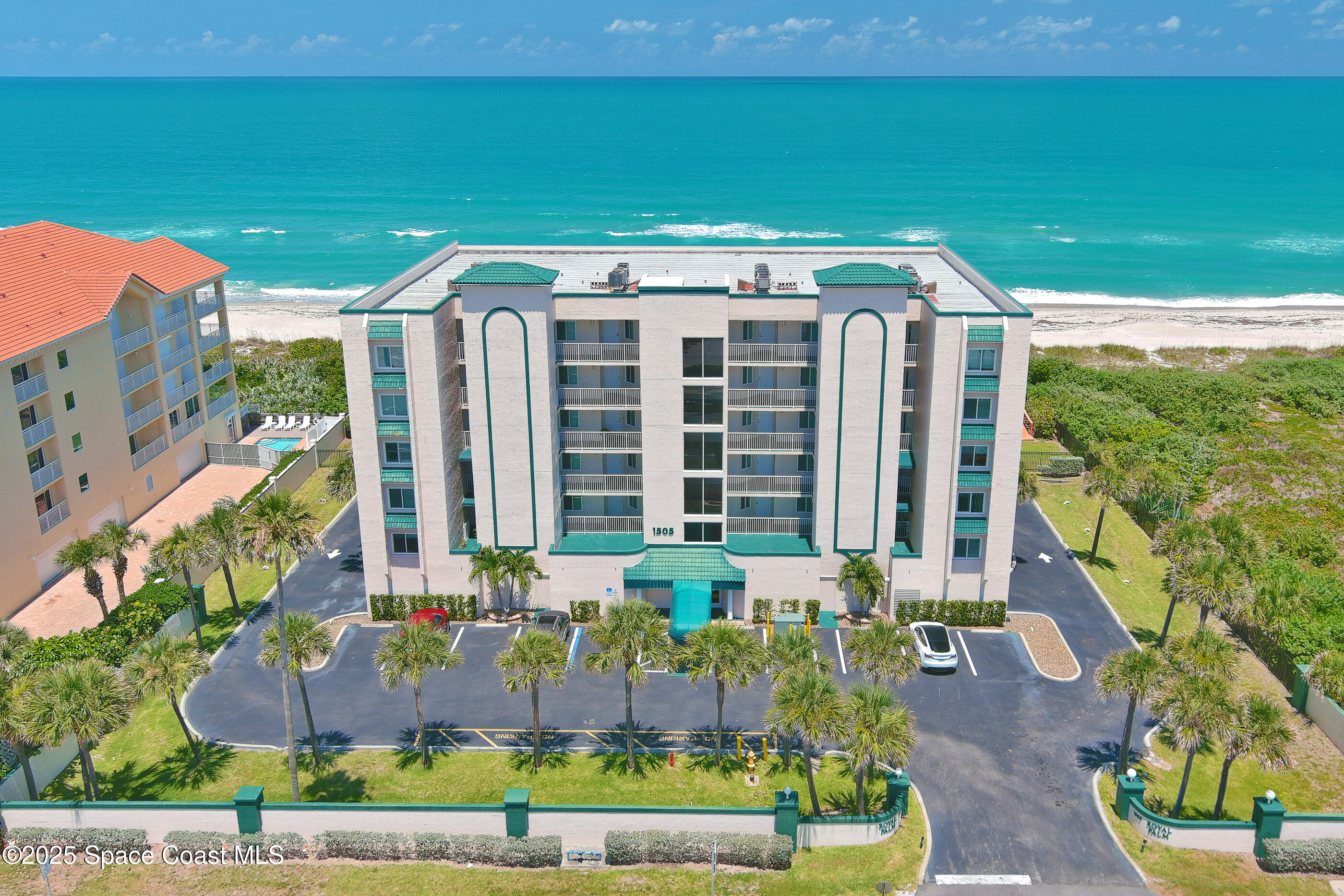 1505 N Highway A1a 502