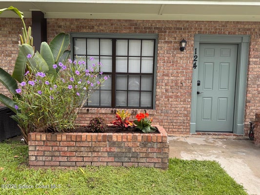 1300 ARLINGTON LN NE APT 124, PALM BAY, FL 32905 - Image 0381b334e0260728fd7ea20873ccd4c9/348540433
