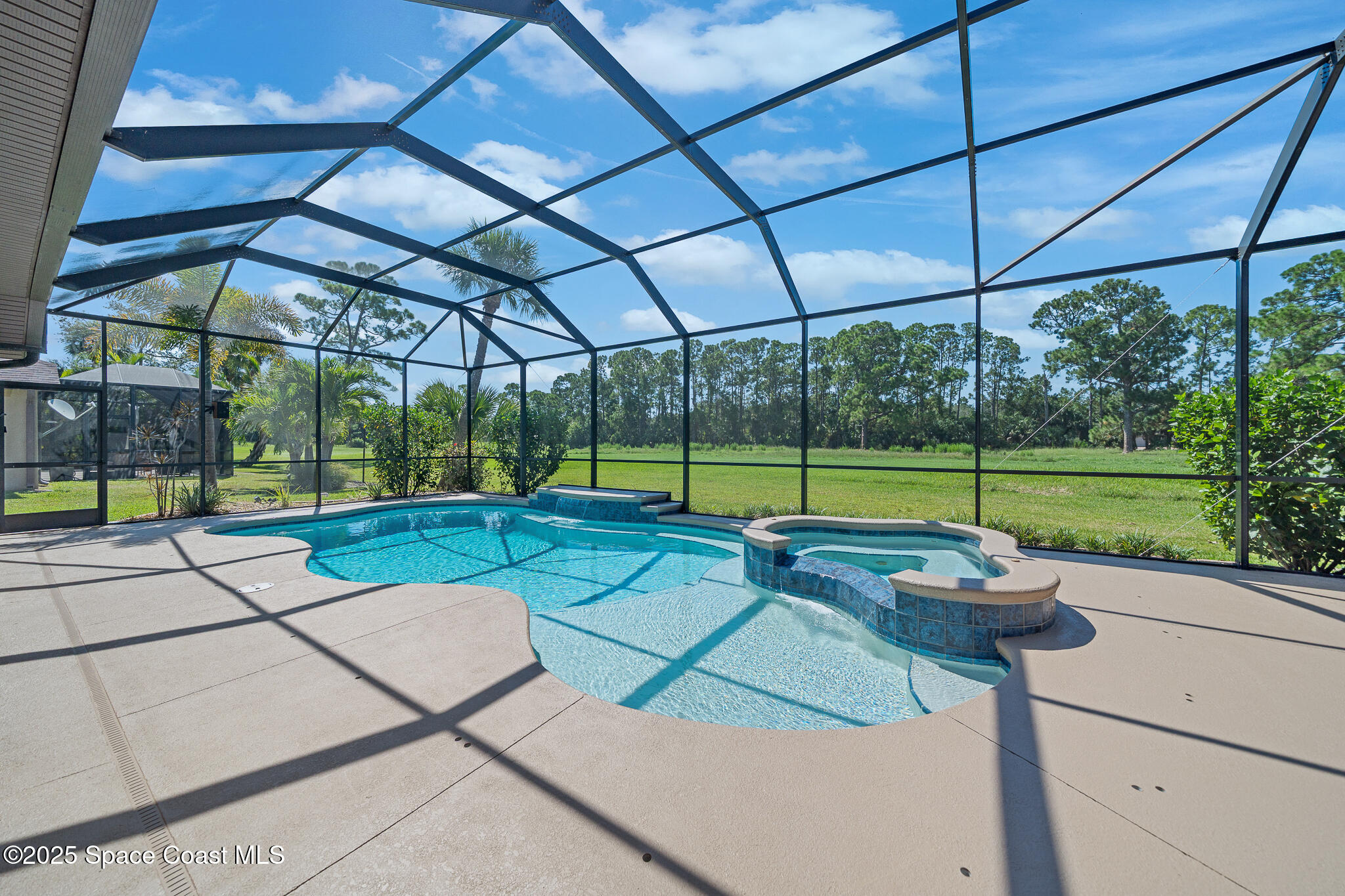 1538 Outrigger Circle