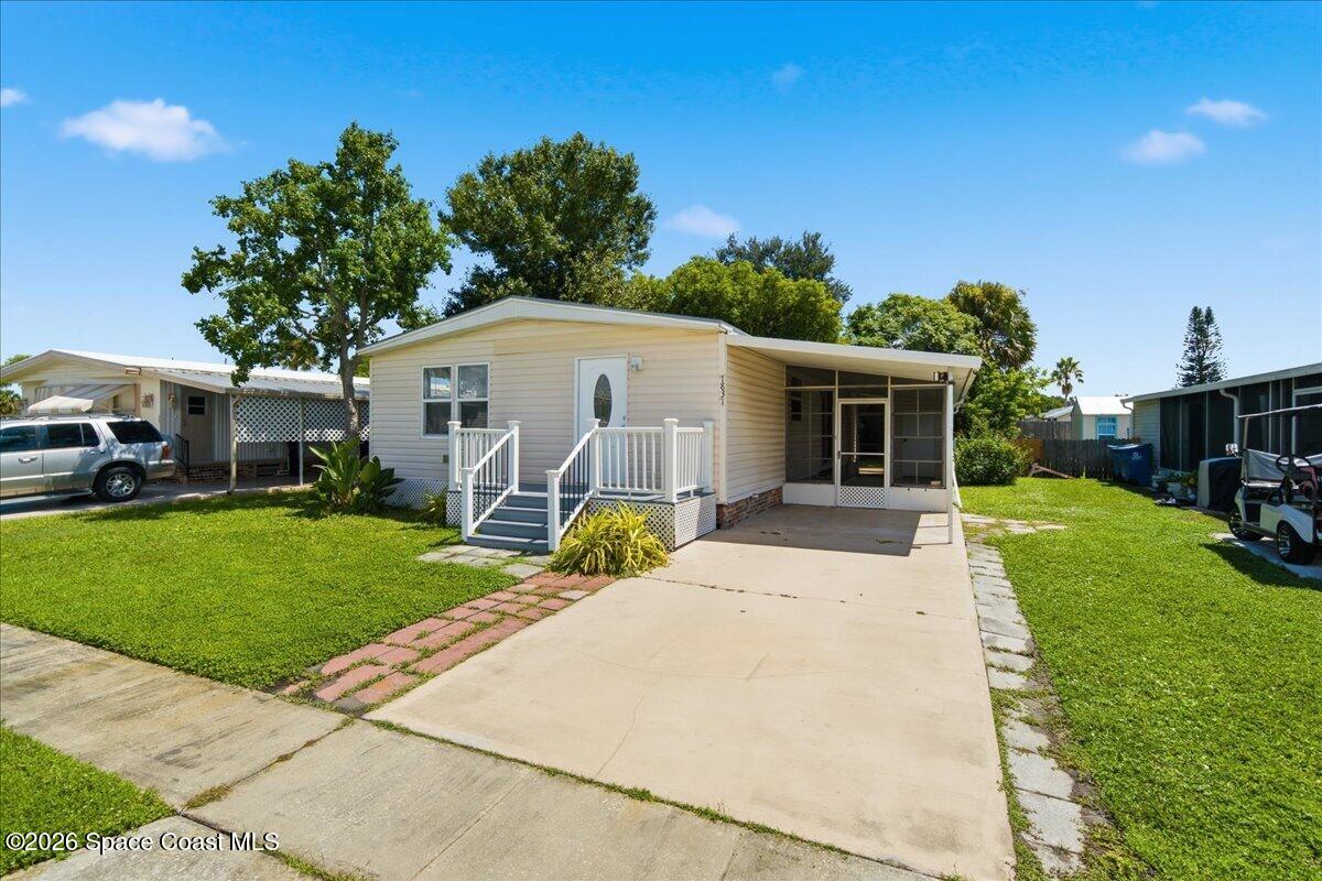 1831 Coco Plum Street NE