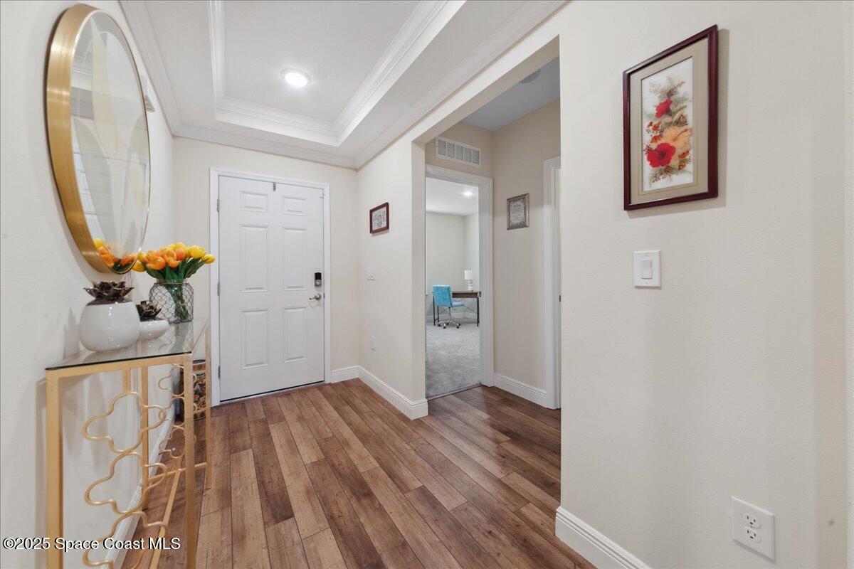 587 Corbin Circle SW