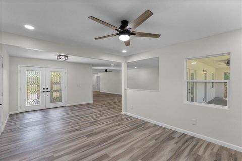 Single Family Residence in Indian Harbour Beach FL 2110 Patrick Drive 15.jpg