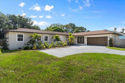 Single Family Residence in Indian Harbour Beach FL 2110 Patrick Drive 9.jpg