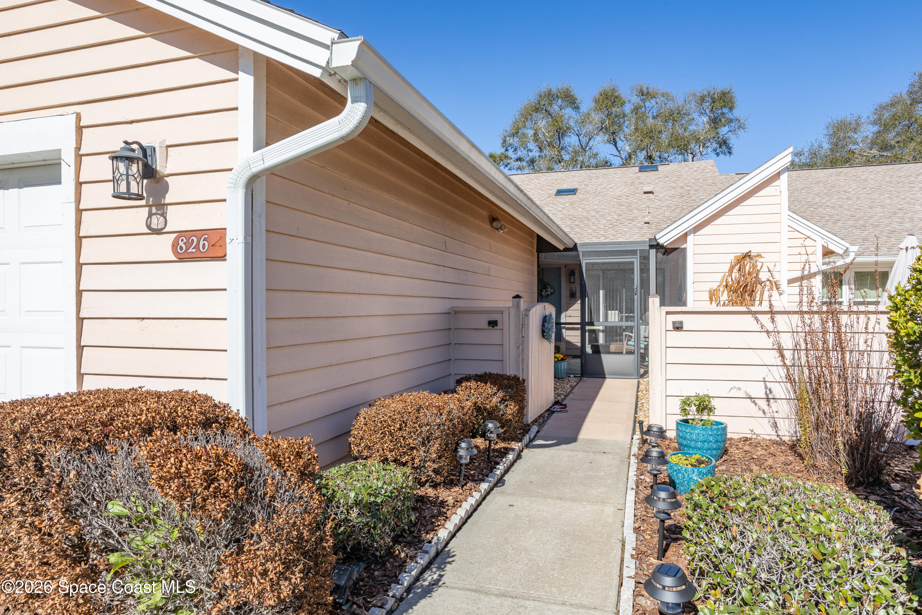 826 Ridge Lake Drive