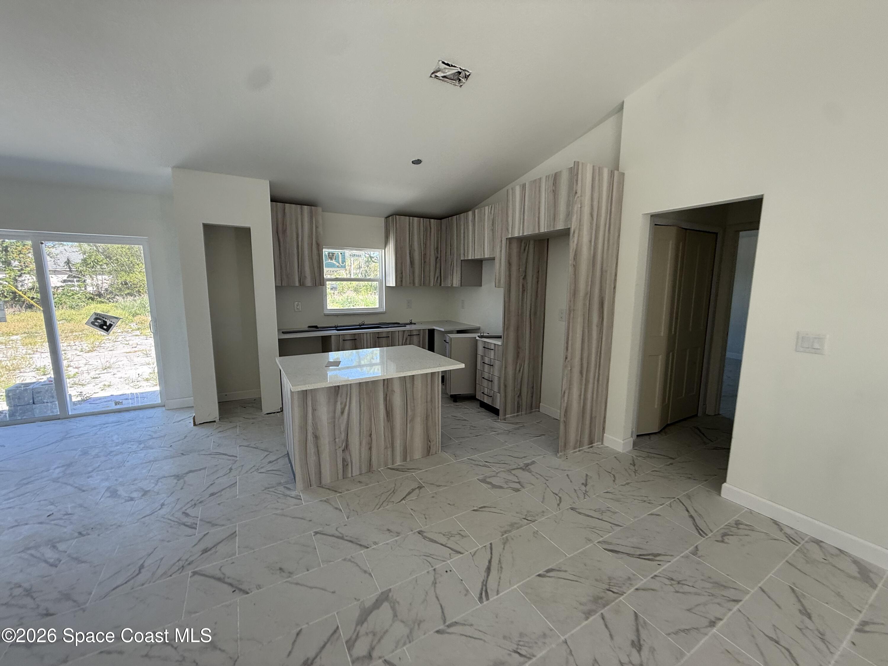 1643 Windsor Avenue SE