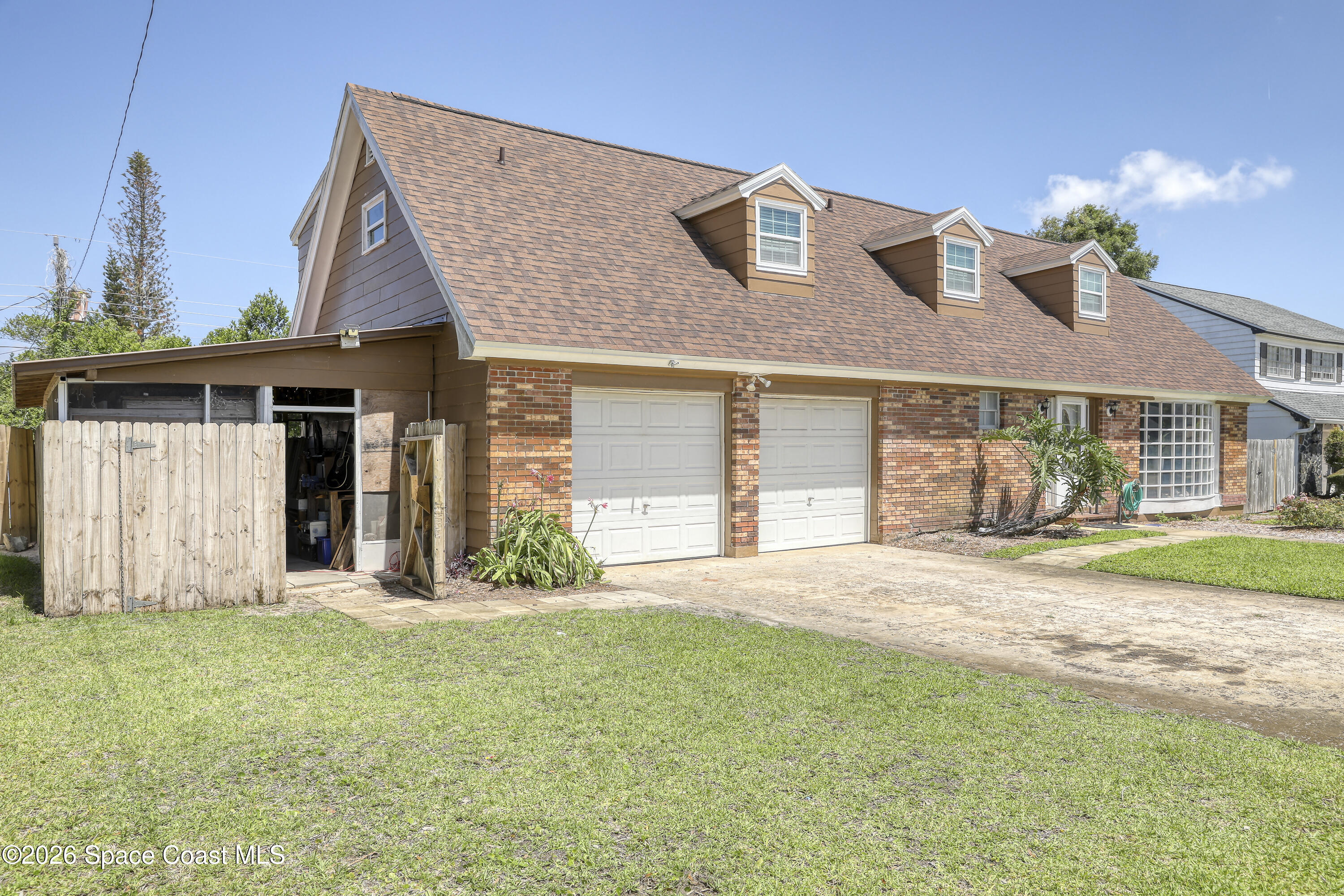 565 Ora Dell Avenue