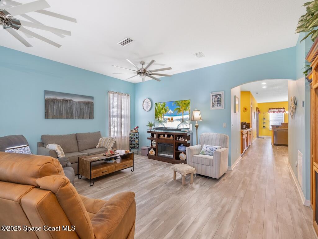 221 Briarcliff Circle