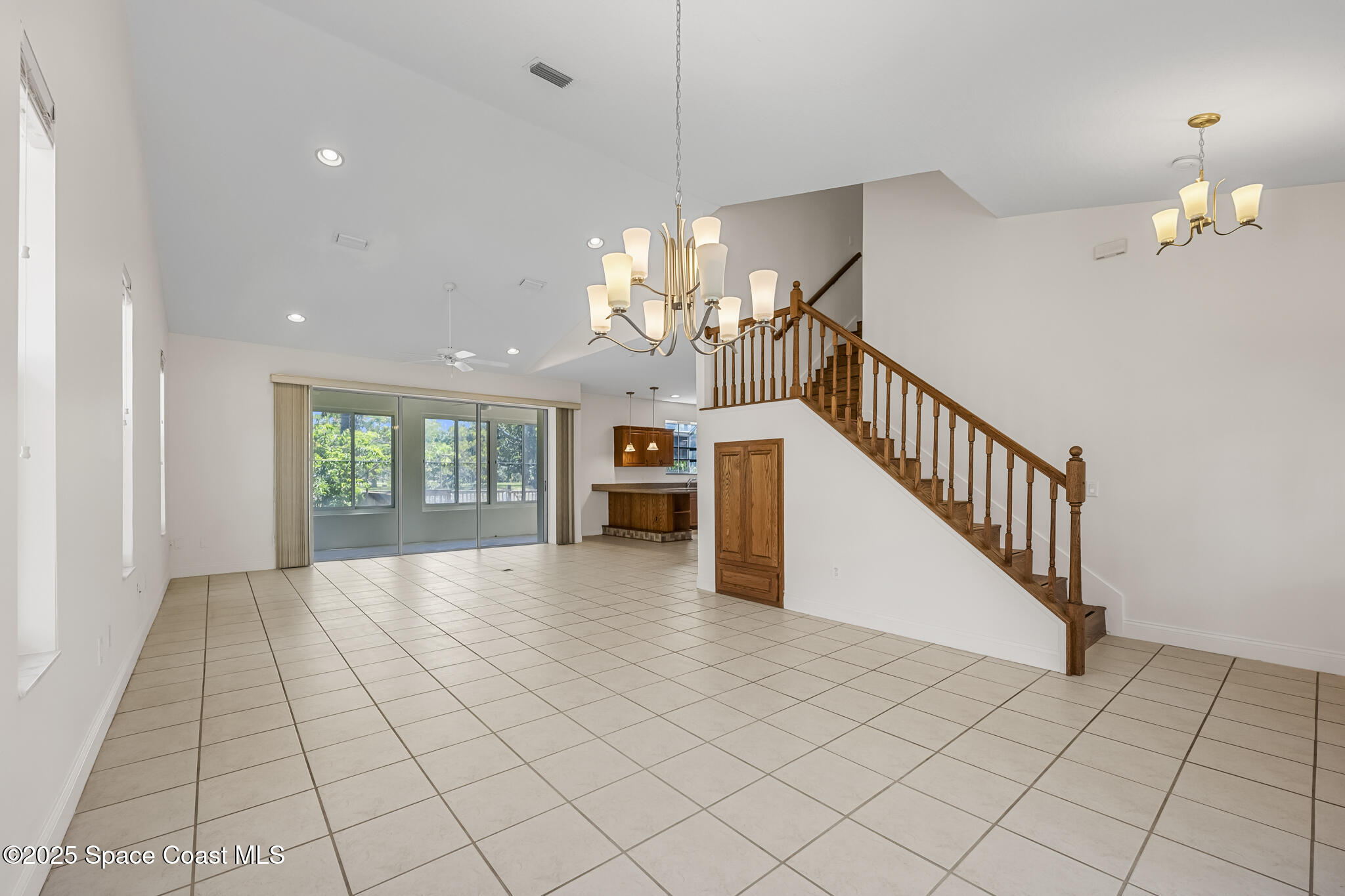 805 W Central Boulevard