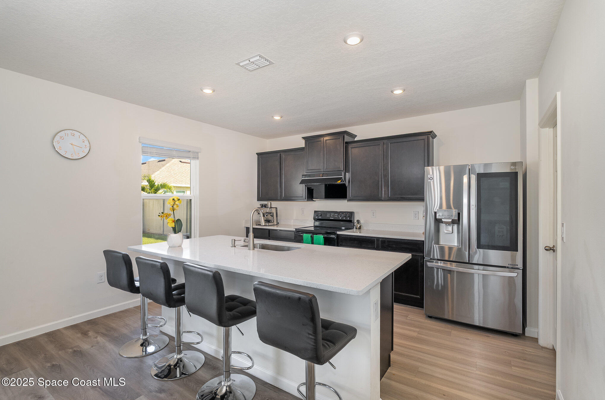 1085 Newton Circle