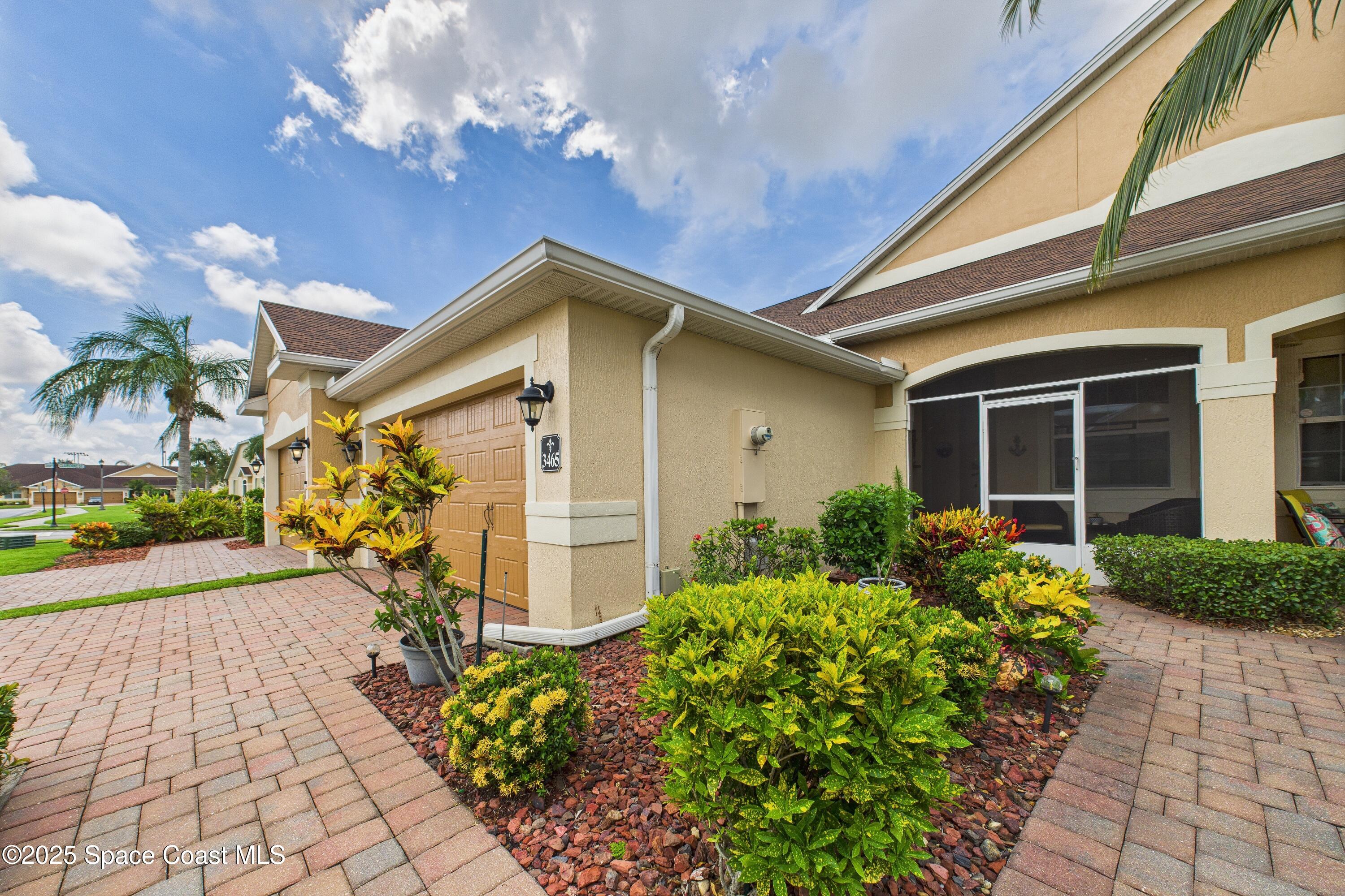 3465 Spencer Lane