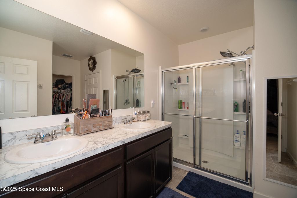 Photo of 583 Octavius Road SW, Palm Bay, FL 32908 (MLS # 1059033)