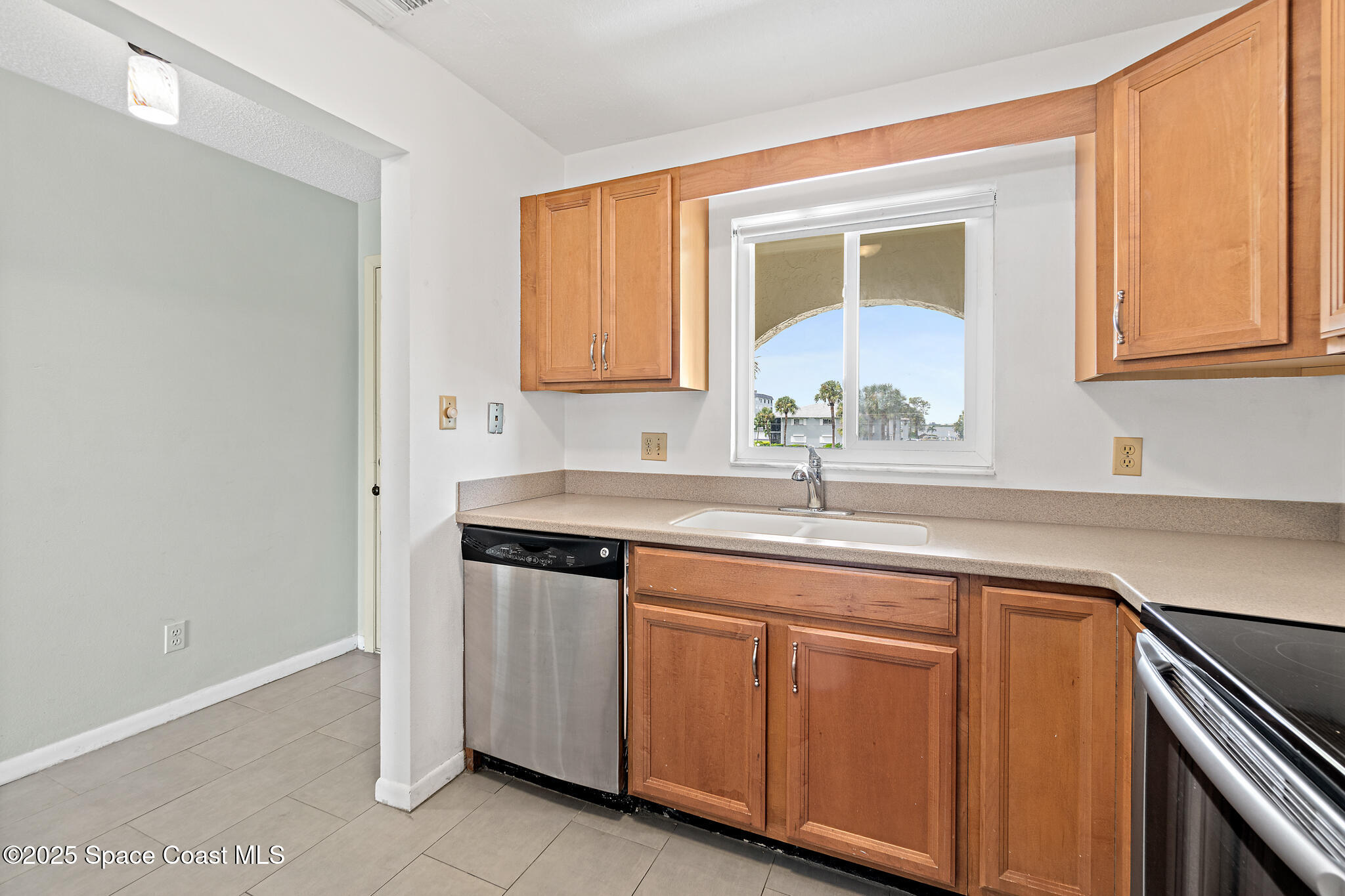 201 Saint Lucie Lane 706