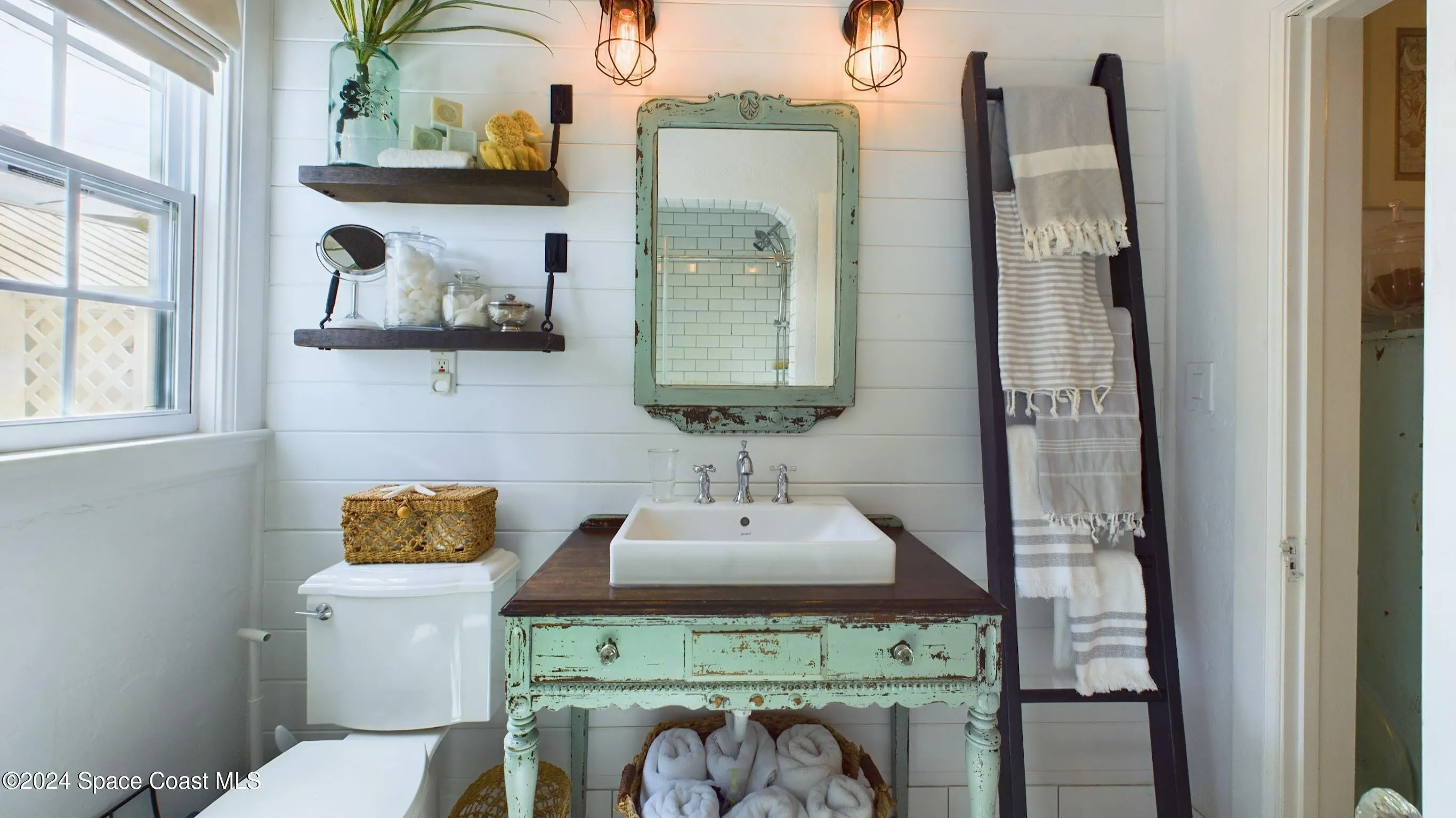 Indialantic, Florida 32903, United States, 3 Bedrooms Bedrooms, ,2 BathroomsBathrooms,Residential,Active,36602