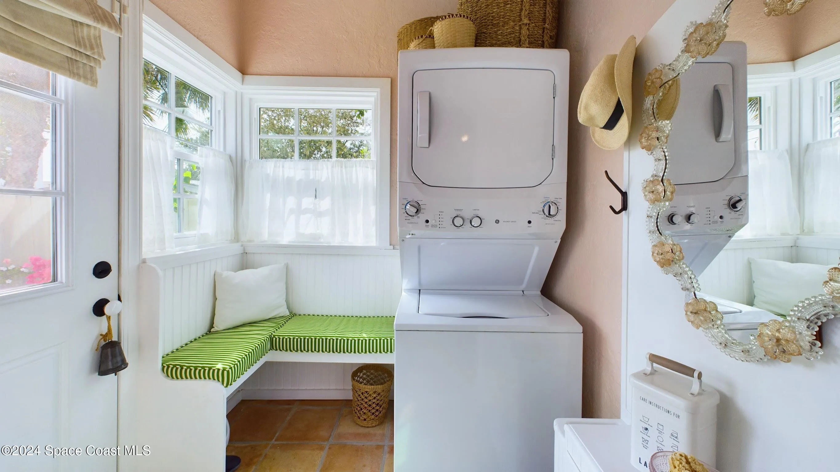 Indialantic, Florida 32903, United States, 3 Bedrooms Bedrooms, ,2 BathroomsBathrooms,Residential,Active,36602