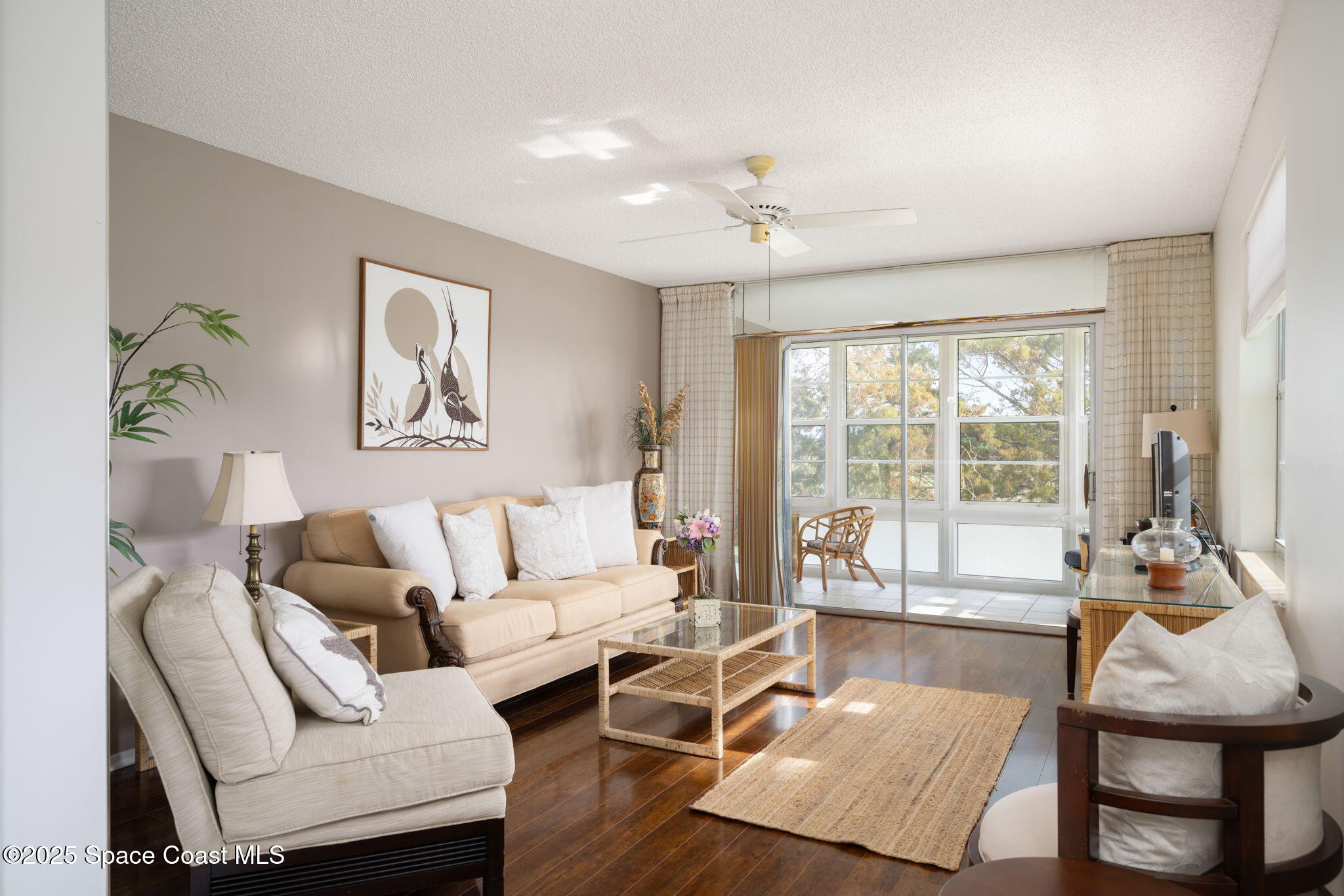 40 Vis Gdns Trail 201