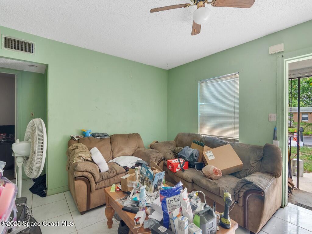 308 N 18th Court