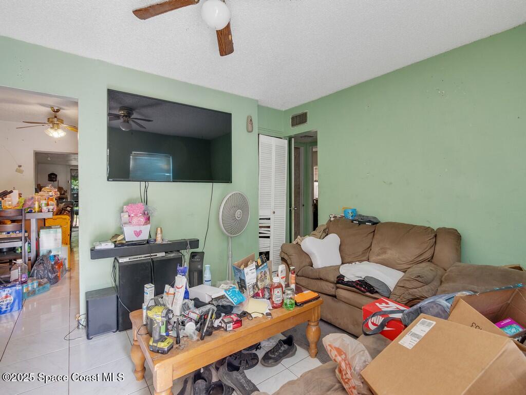 308 N 18th Court