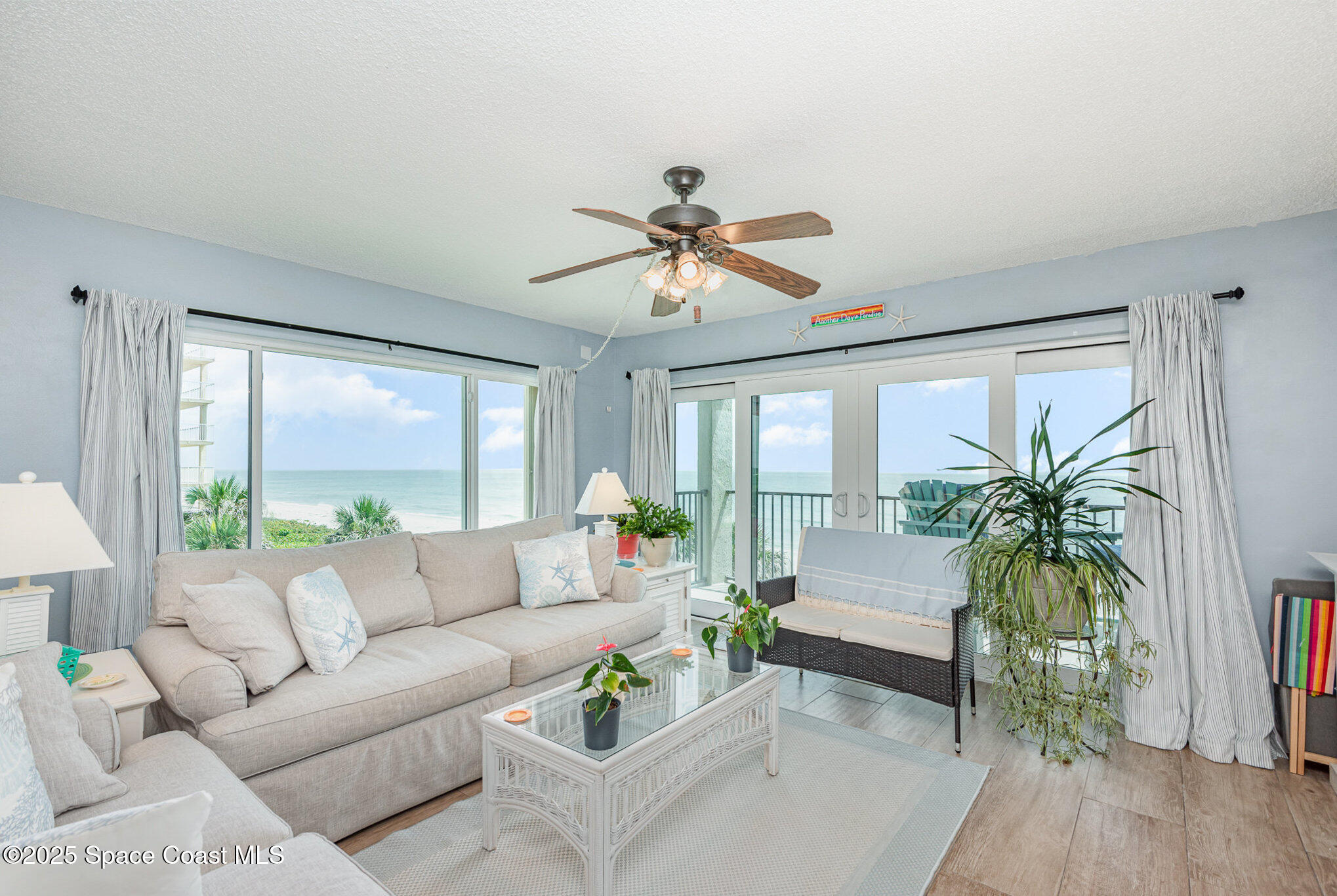 995 N Highway A1a 401