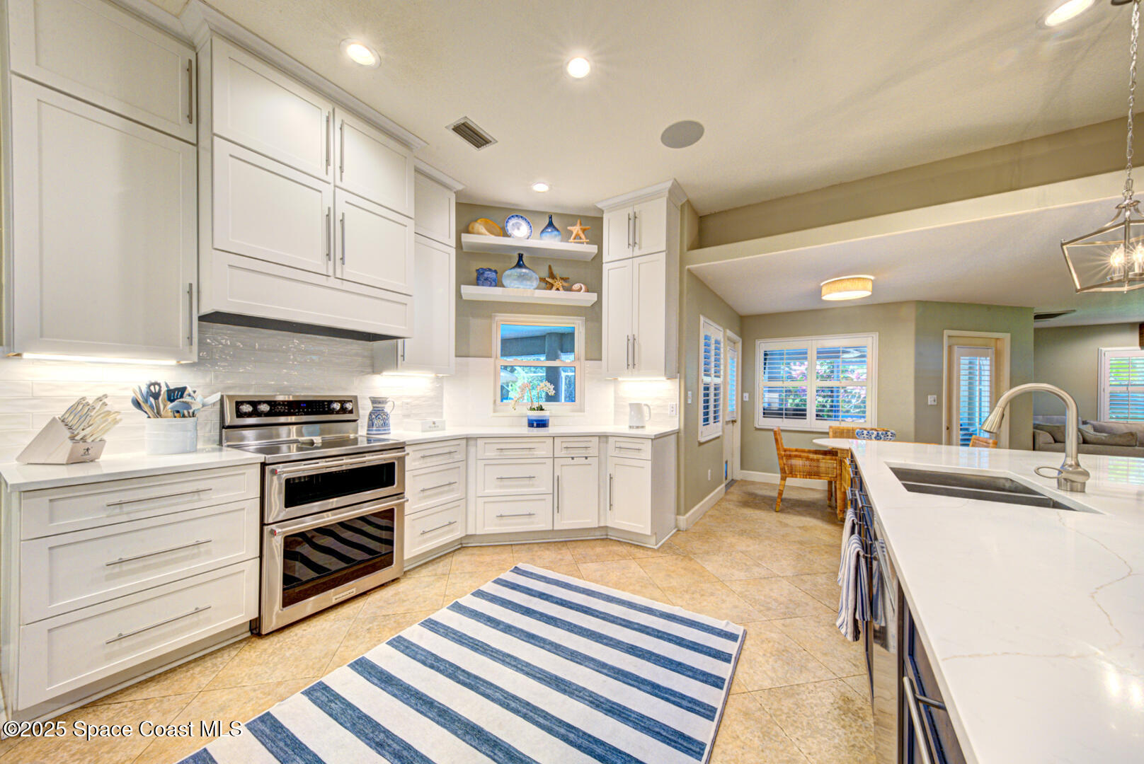 3950 Postridge Trail
