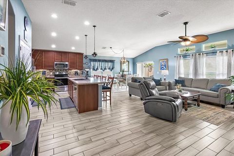 Single Family Residence in Melbourne FL 4135 Sage Brush Circle 35.jpg