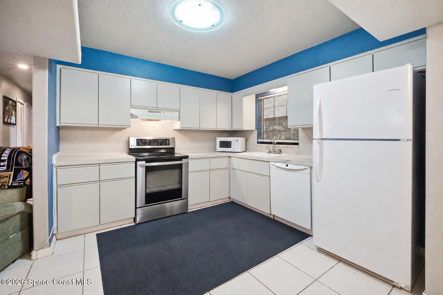 1282 Hedgecoth Street NW
