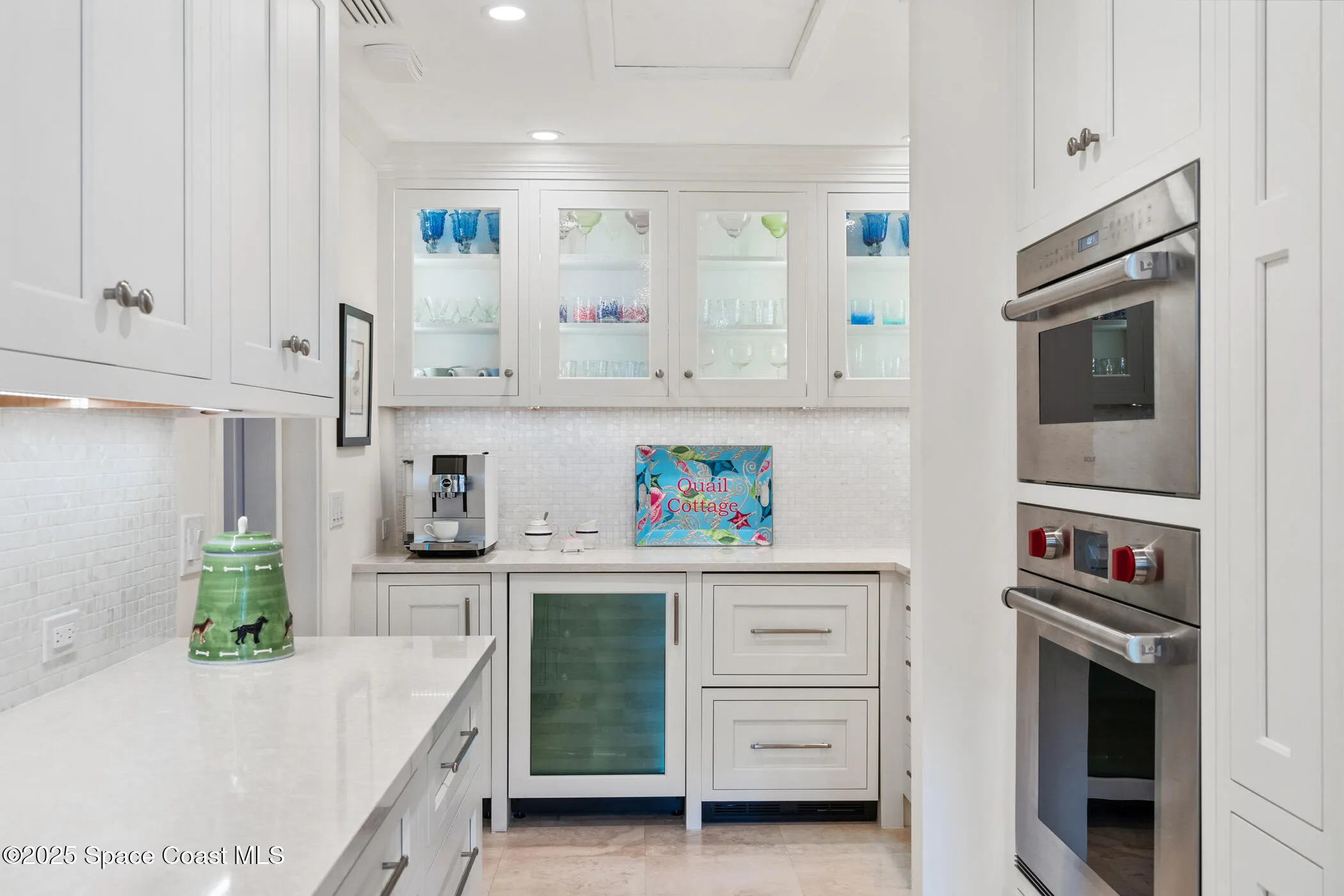 Vero Beach, Florida 32963, United States, 5 Bedrooms Bedrooms, ,6 BathroomsBathrooms,Residential,Active,18516