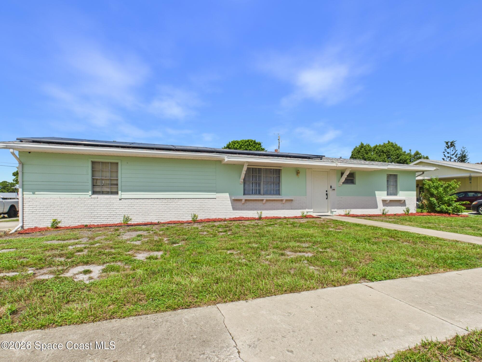 944 Lance Street