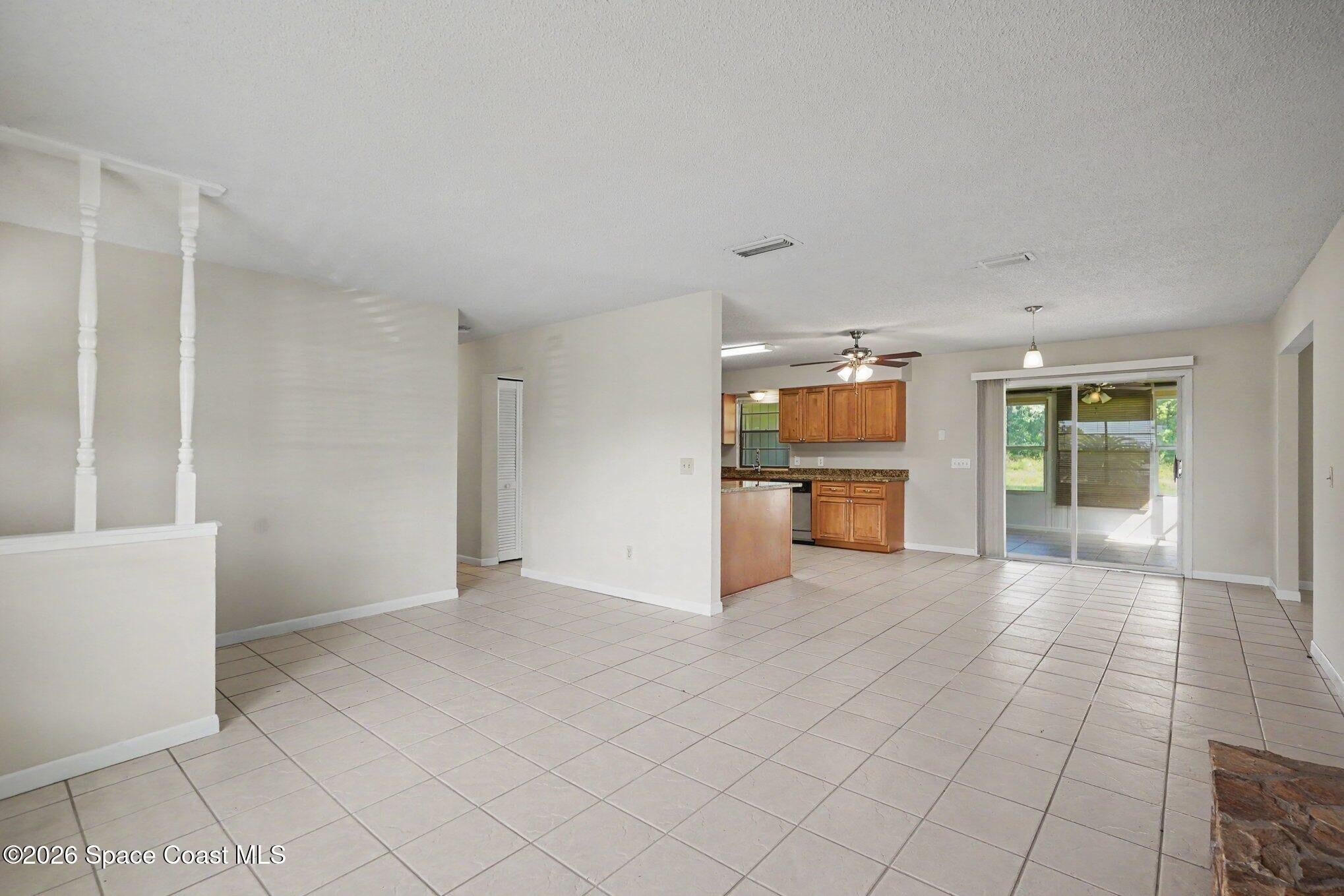 231 Bougainvillea Street NW