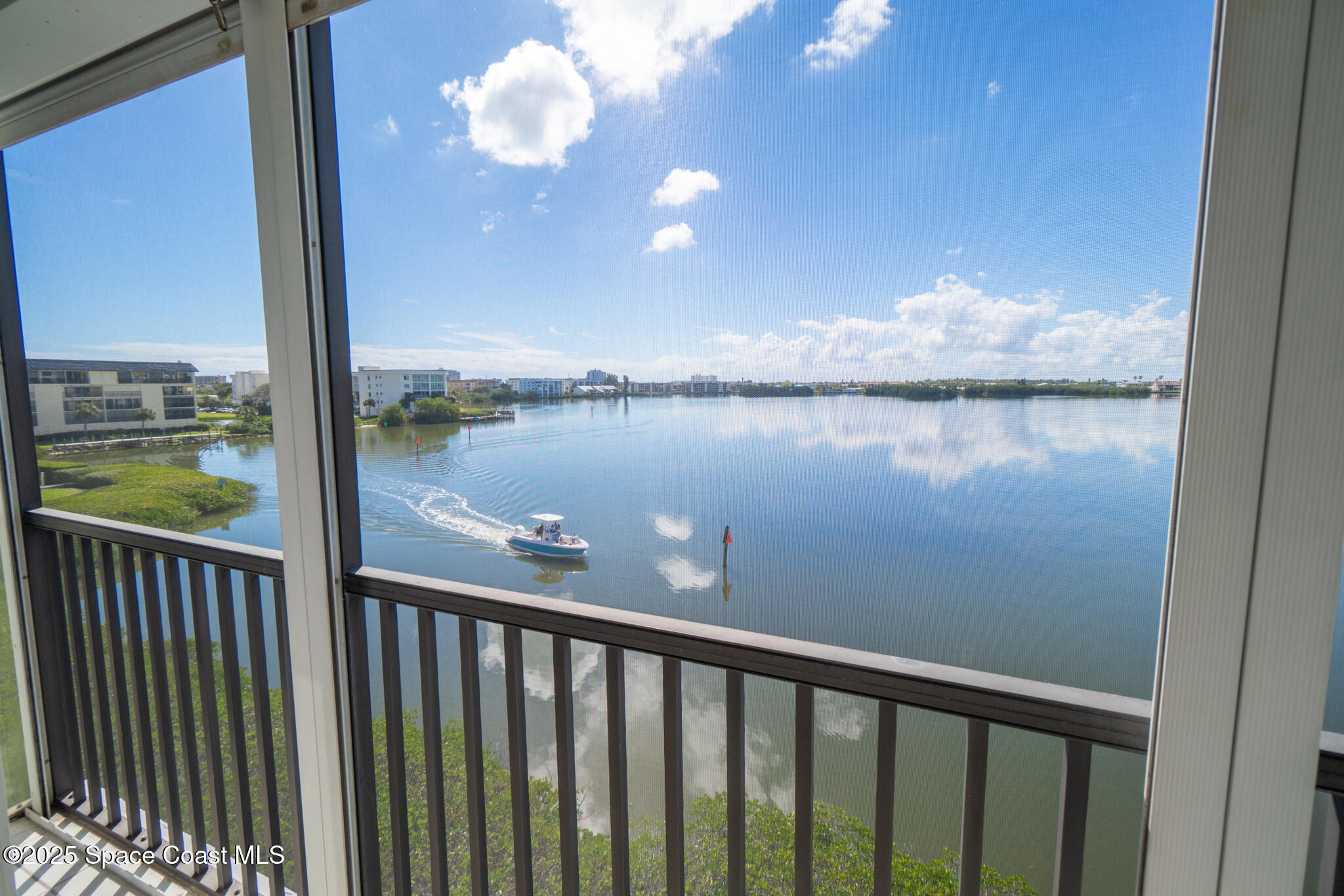 3609 S Banana River Boulevard Cw413