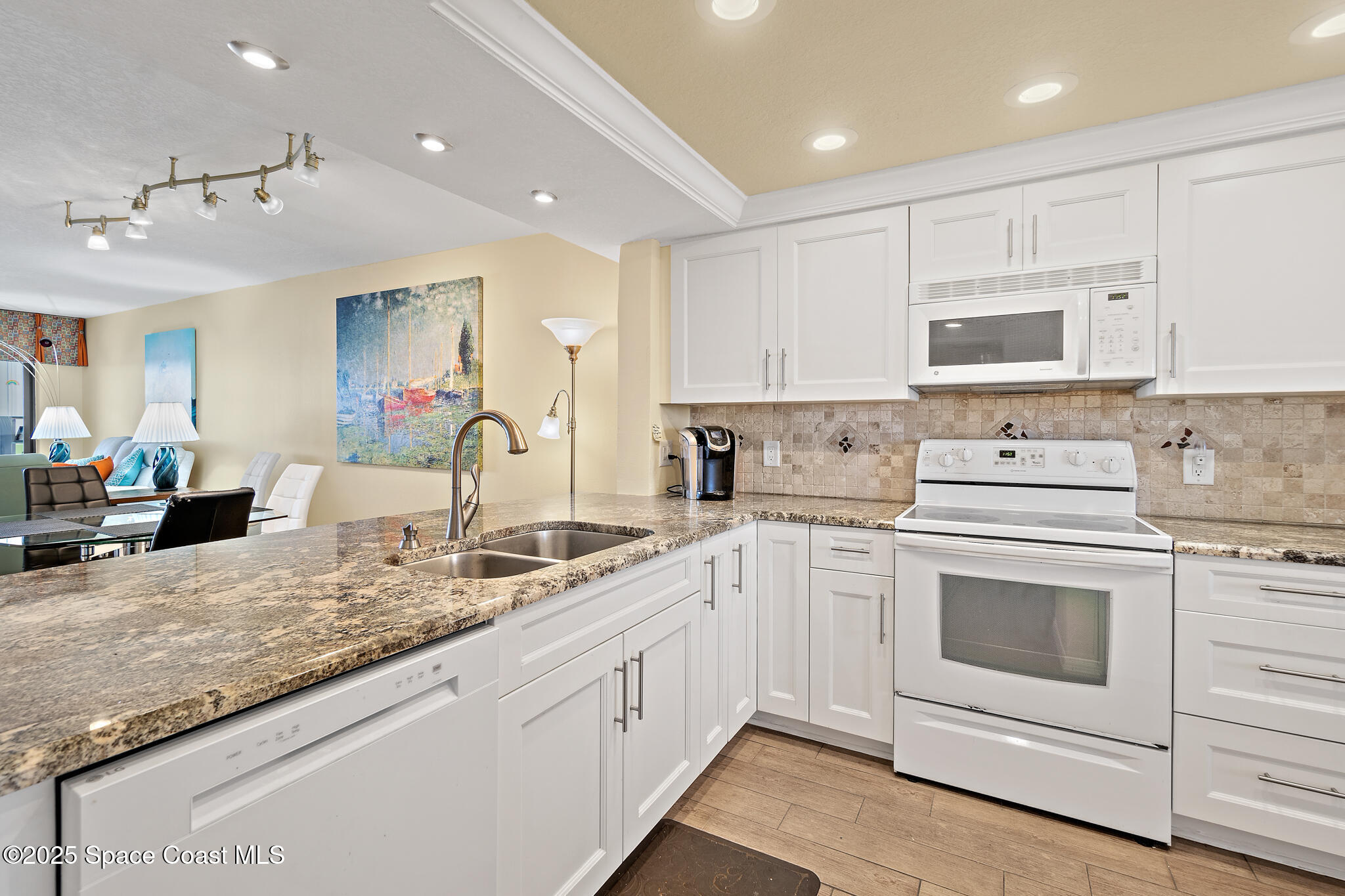 3609 S Banana River Boulevard Cw413