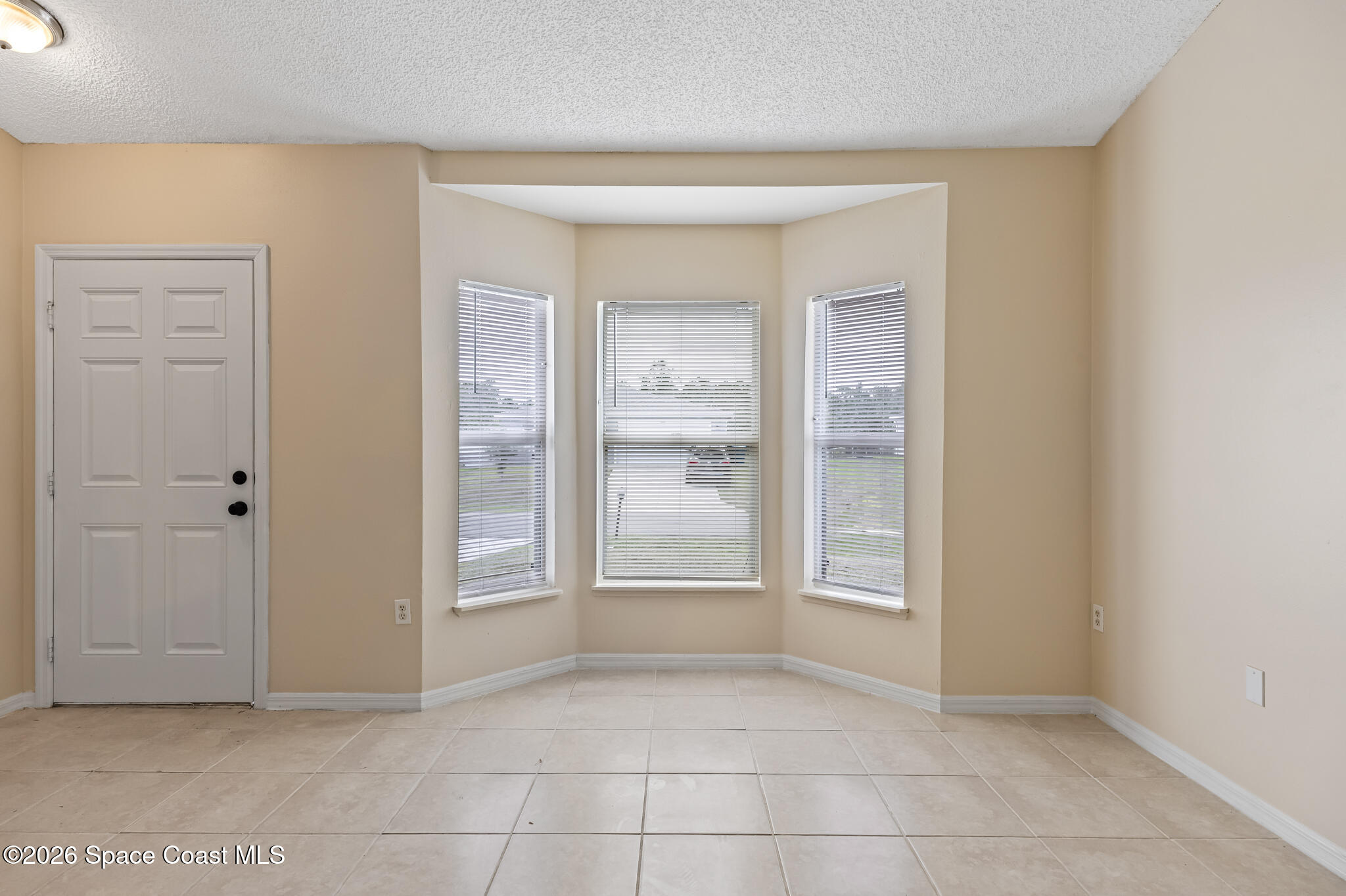 1012 Ray Road SE